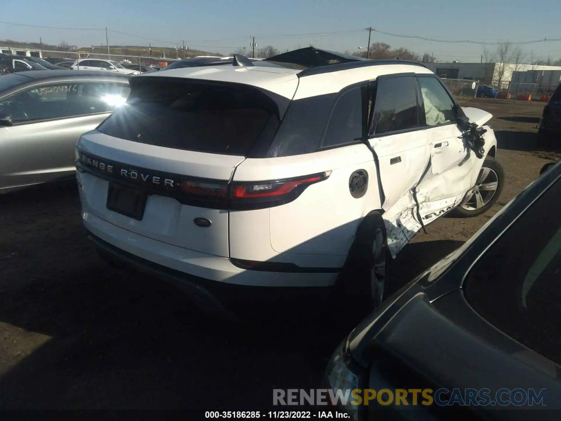 4 Photograph of a damaged car SALYB2EX2KA785318 LAND ROVER RANGE ROVER VELAR 2019