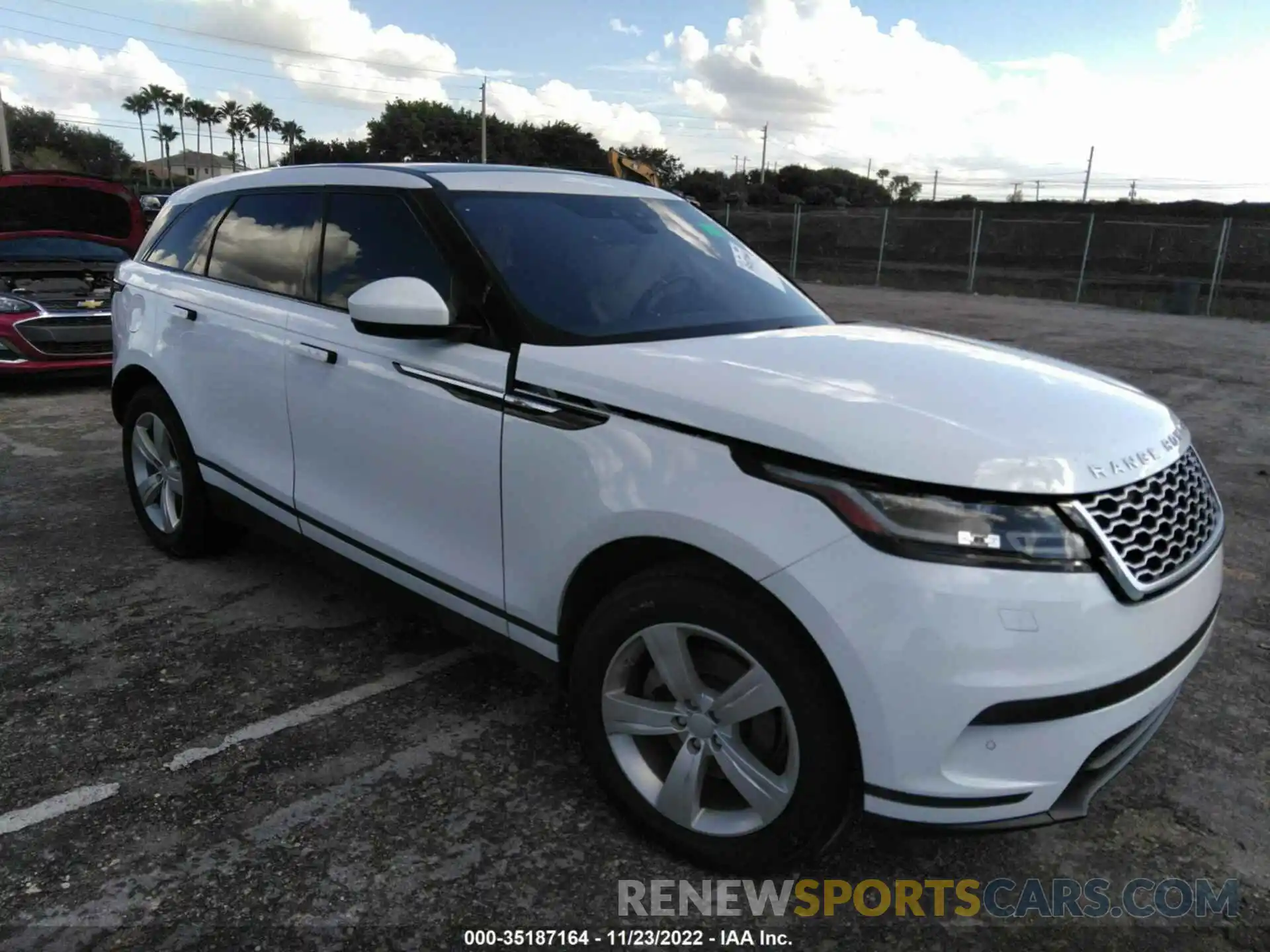 1 Photograph of a damaged car SALYB2EX3KA783092 LAND ROVER RANGE ROVER VELAR 2019