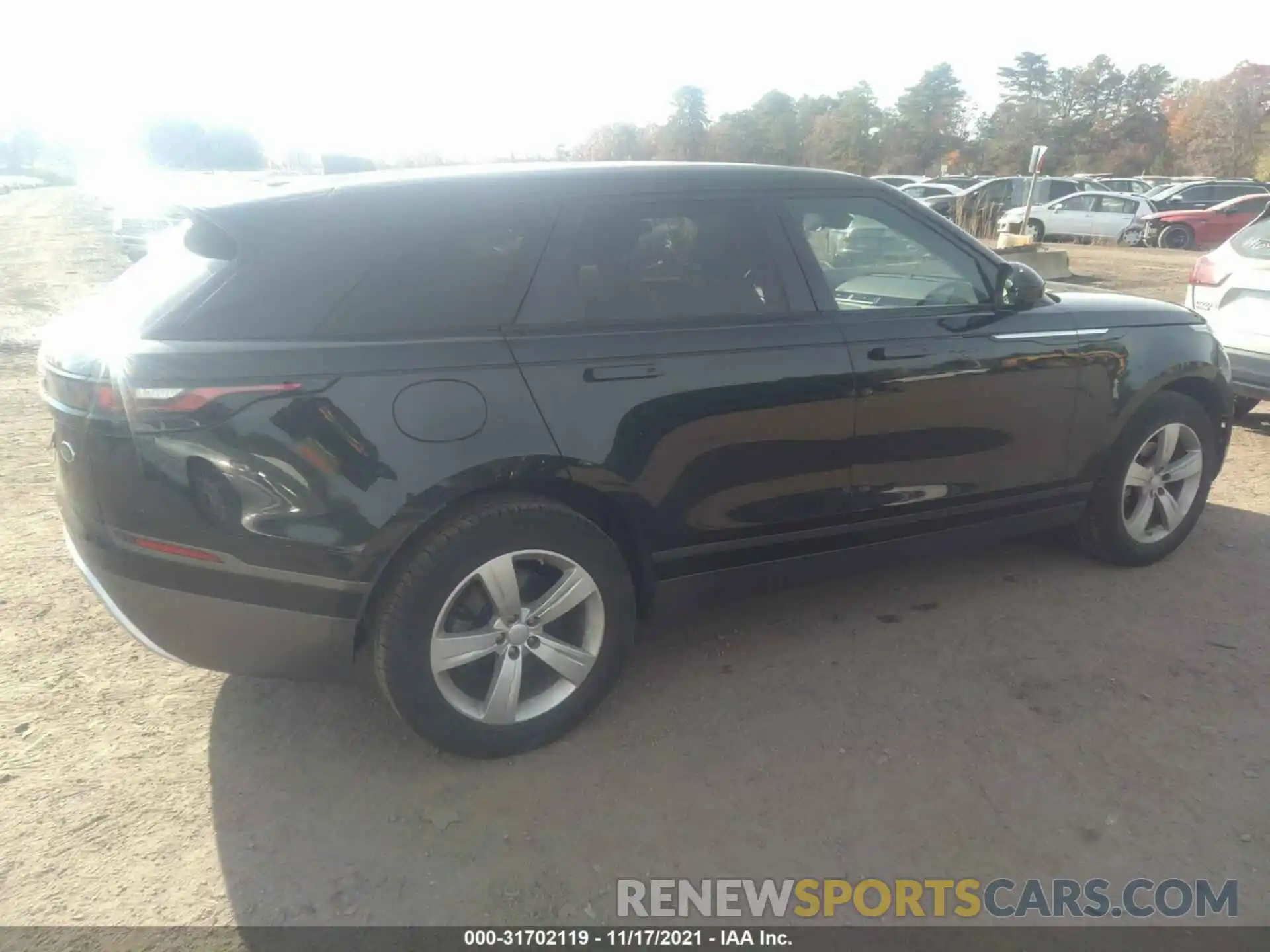 4 Photograph of a damaged car SALYB2EX5KA216379 LAND ROVER RANGE ROVER VELAR 2019