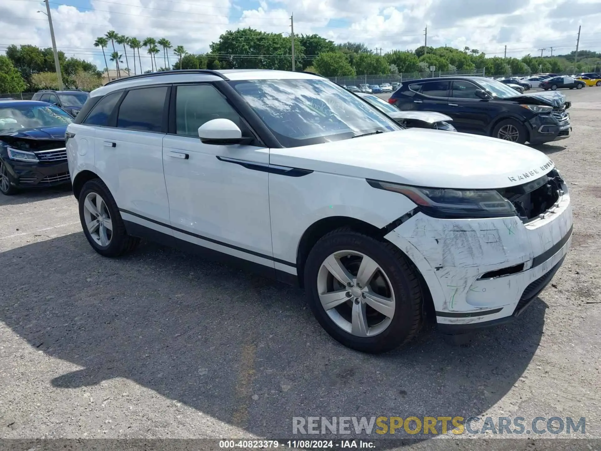 1 Photograph of a damaged car SALYB2EX5KA779948 LAND ROVER RANGE ROVER VELAR 2019