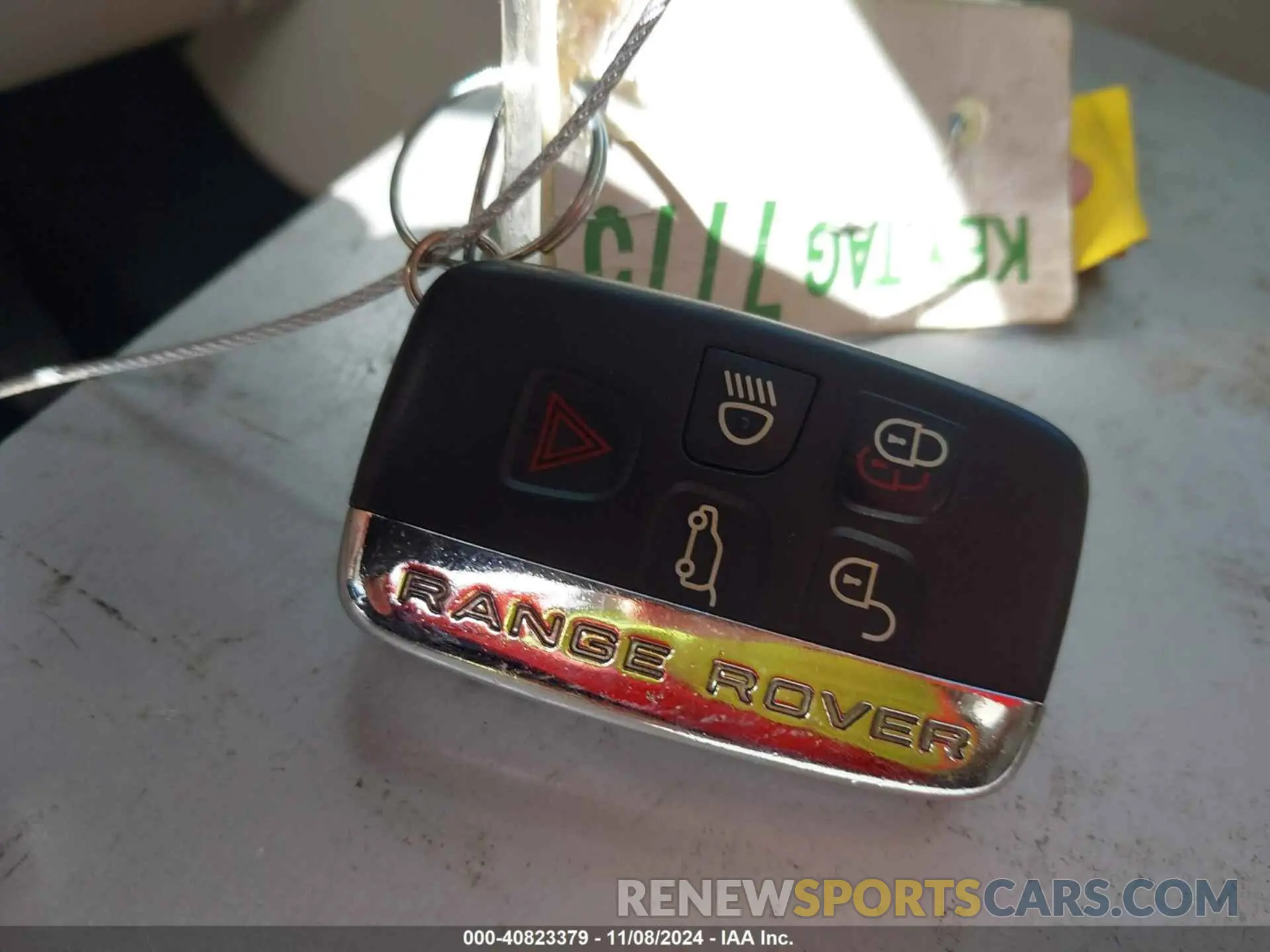 11 Photograph of a damaged car SALYB2EX5KA779948 LAND ROVER RANGE ROVER VELAR 2019