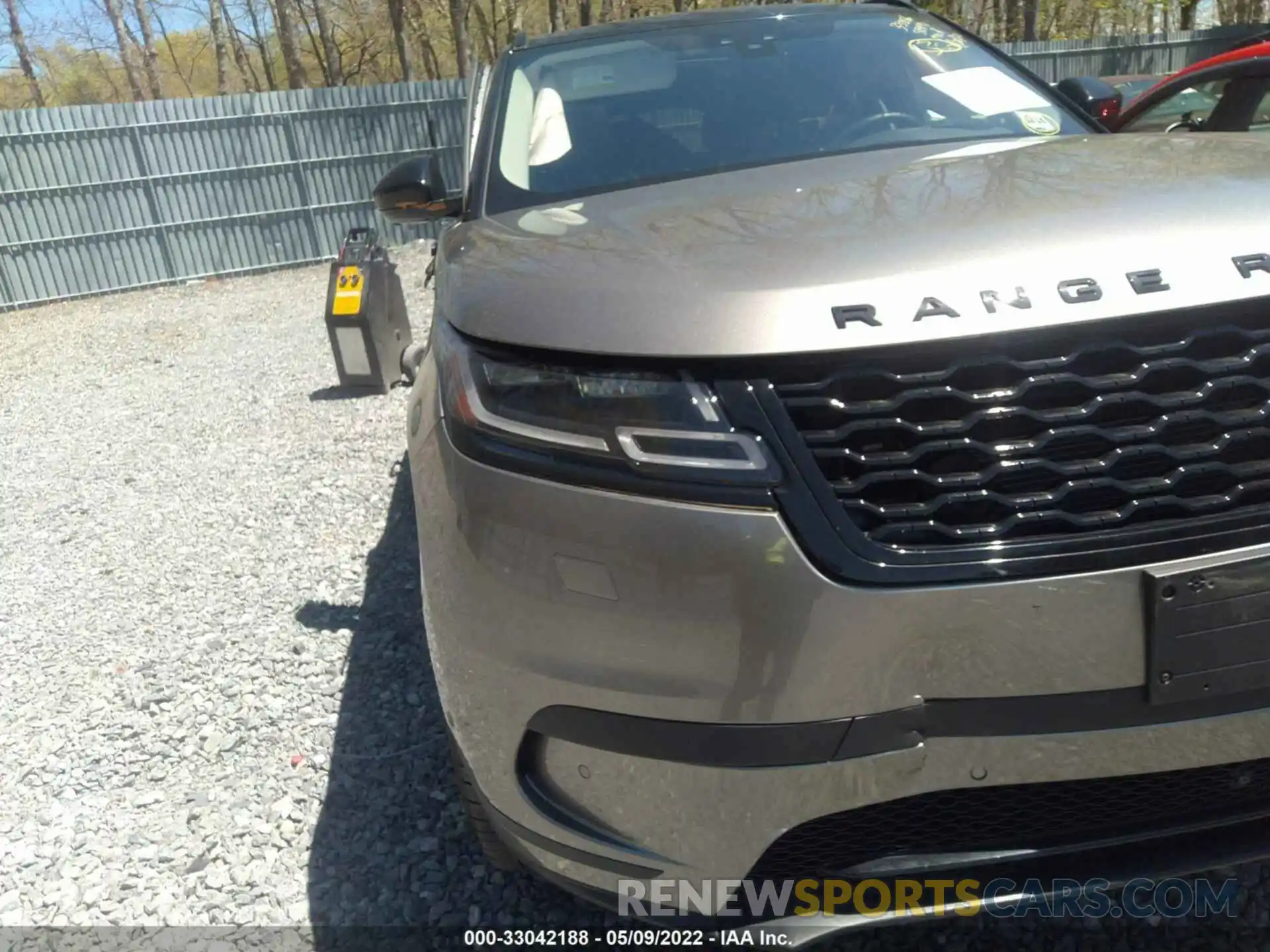 12 Photograph of a damaged car SALYB2EX7KA221972 LAND ROVER RANGE ROVER VELAR 2019