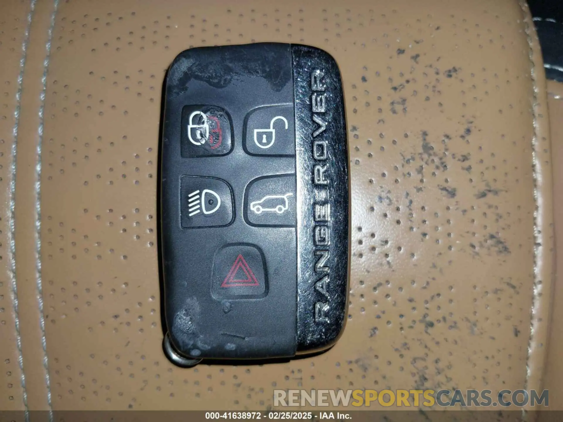 11 Photograph of a damaged car SALYB2EX7KA234138 LAND ROVER RANGE ROVER VELAR 2019