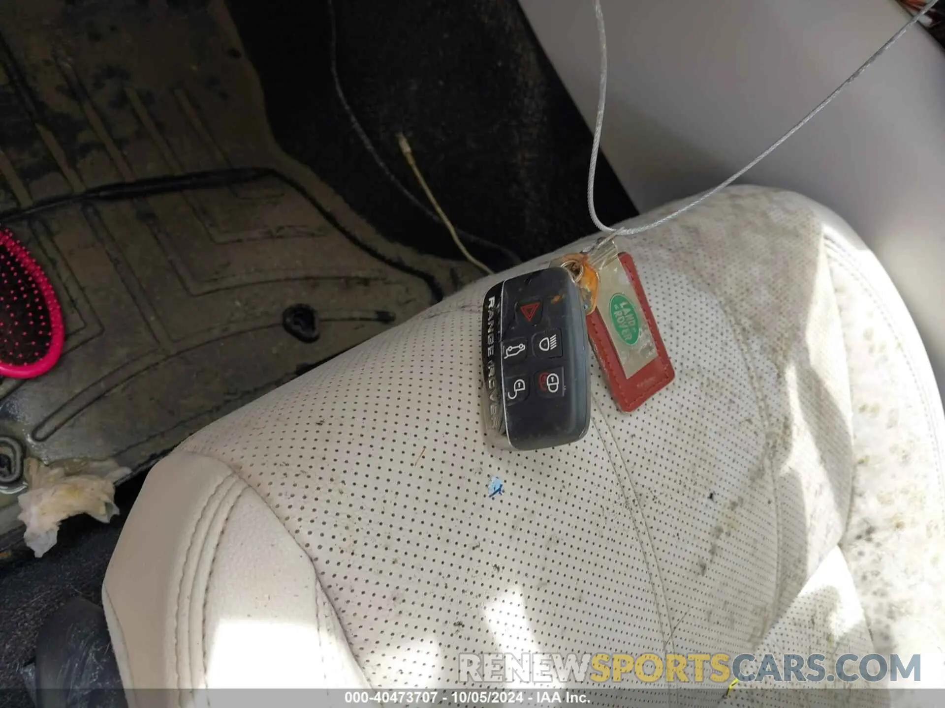 11 Photograph of a damaged car SALYB2EX8KA210043 LAND ROVER RANGE ROVER VELAR 2019