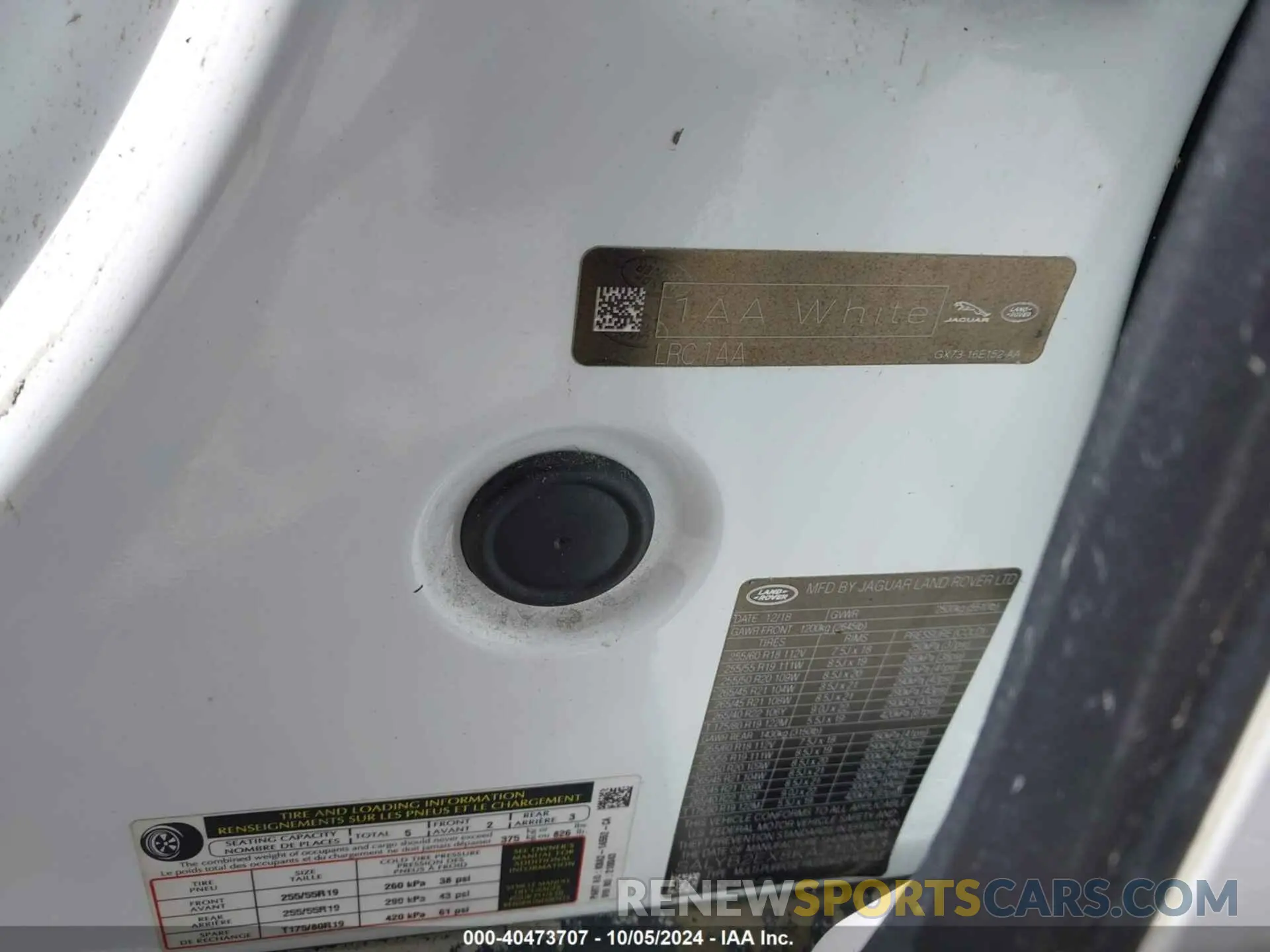 9 Photograph of a damaged car SALYB2EX8KA210043 LAND ROVER RANGE ROVER VELAR 2019