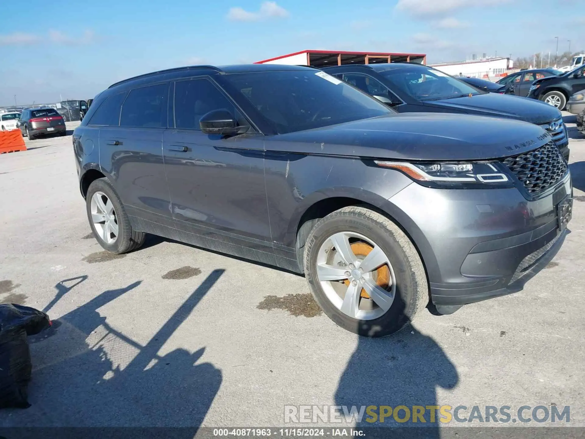 1 Photograph of a damaged car SALYB2EXXKA783199 LAND ROVER RANGE ROVER VELAR 2019