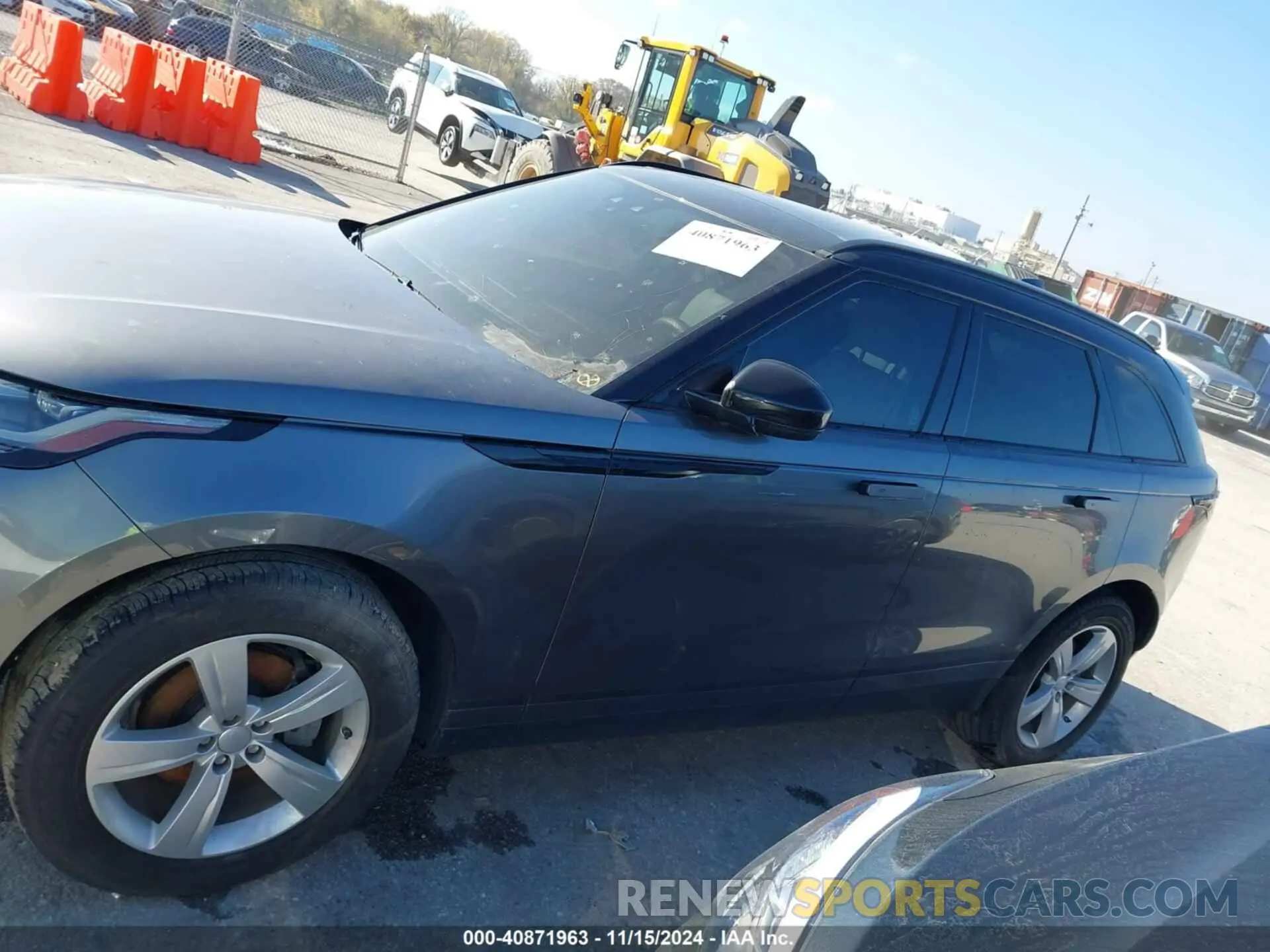 13 Photograph of a damaged car SALYB2EXXKA783199 LAND ROVER RANGE ROVER VELAR 2019