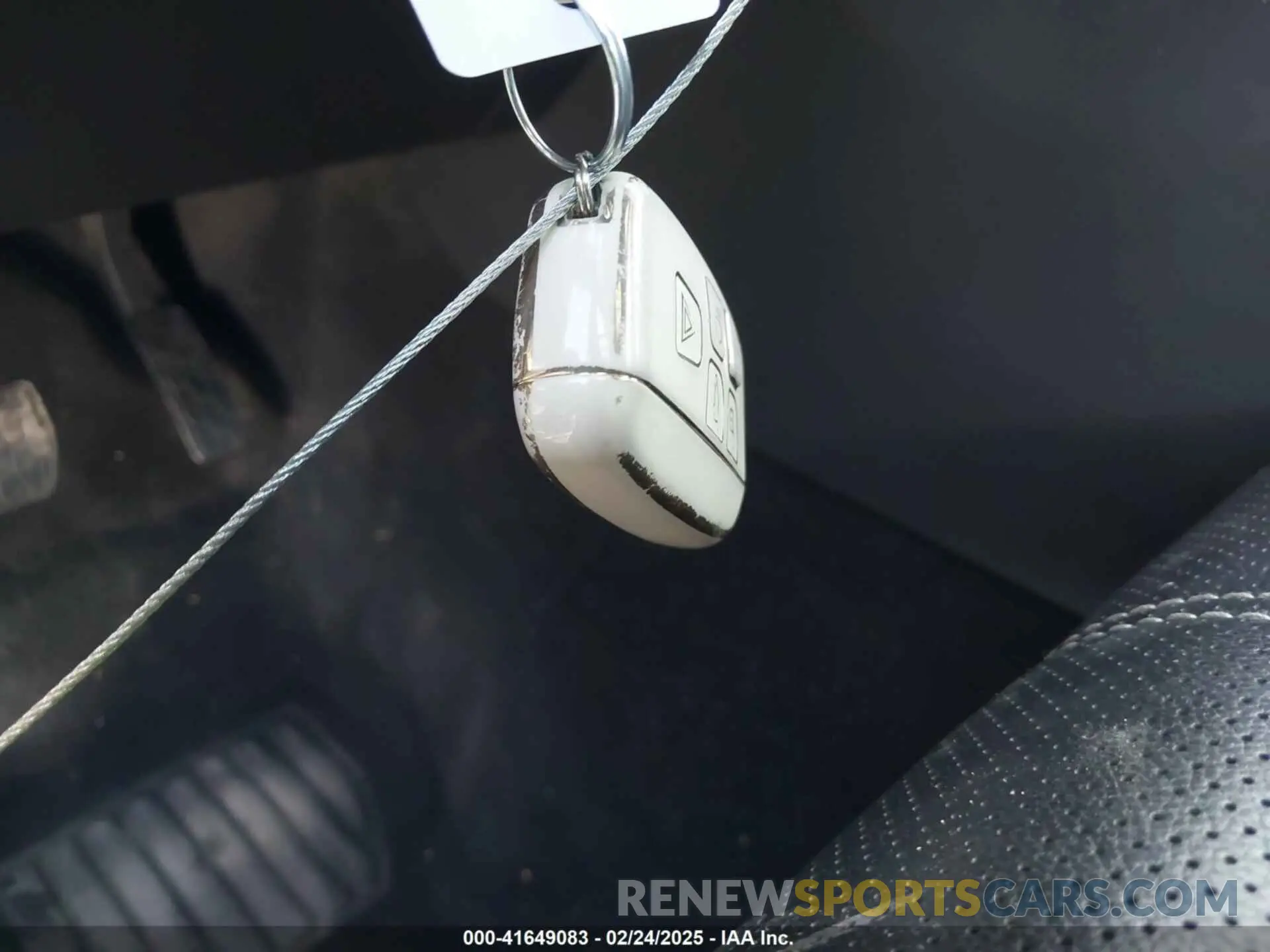 11 Photograph of a damaged car SALYB2EXXKA795871 LAND ROVER RANGE ROVER VELAR 2019