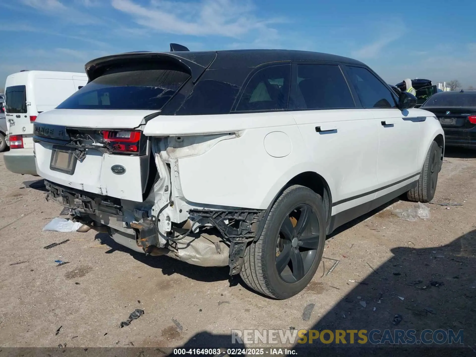 4 Photograph of a damaged car SALYB2EXXKA795871 LAND ROVER RANGE ROVER VELAR 2019
