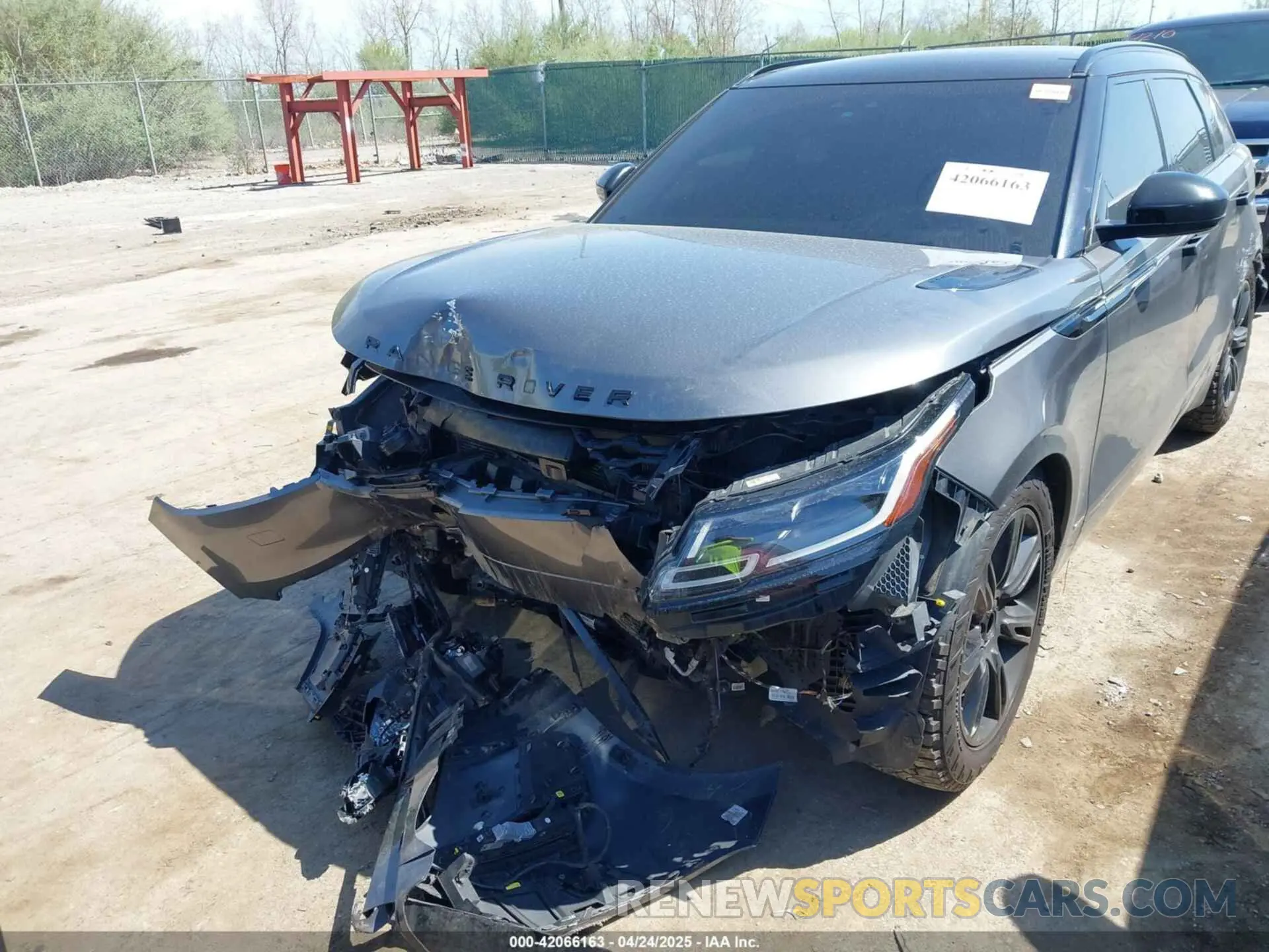 6 Photograph of a damaged car SALYL2EV0KA791498 LAND ROVER RANGE ROVER VELAR 2019