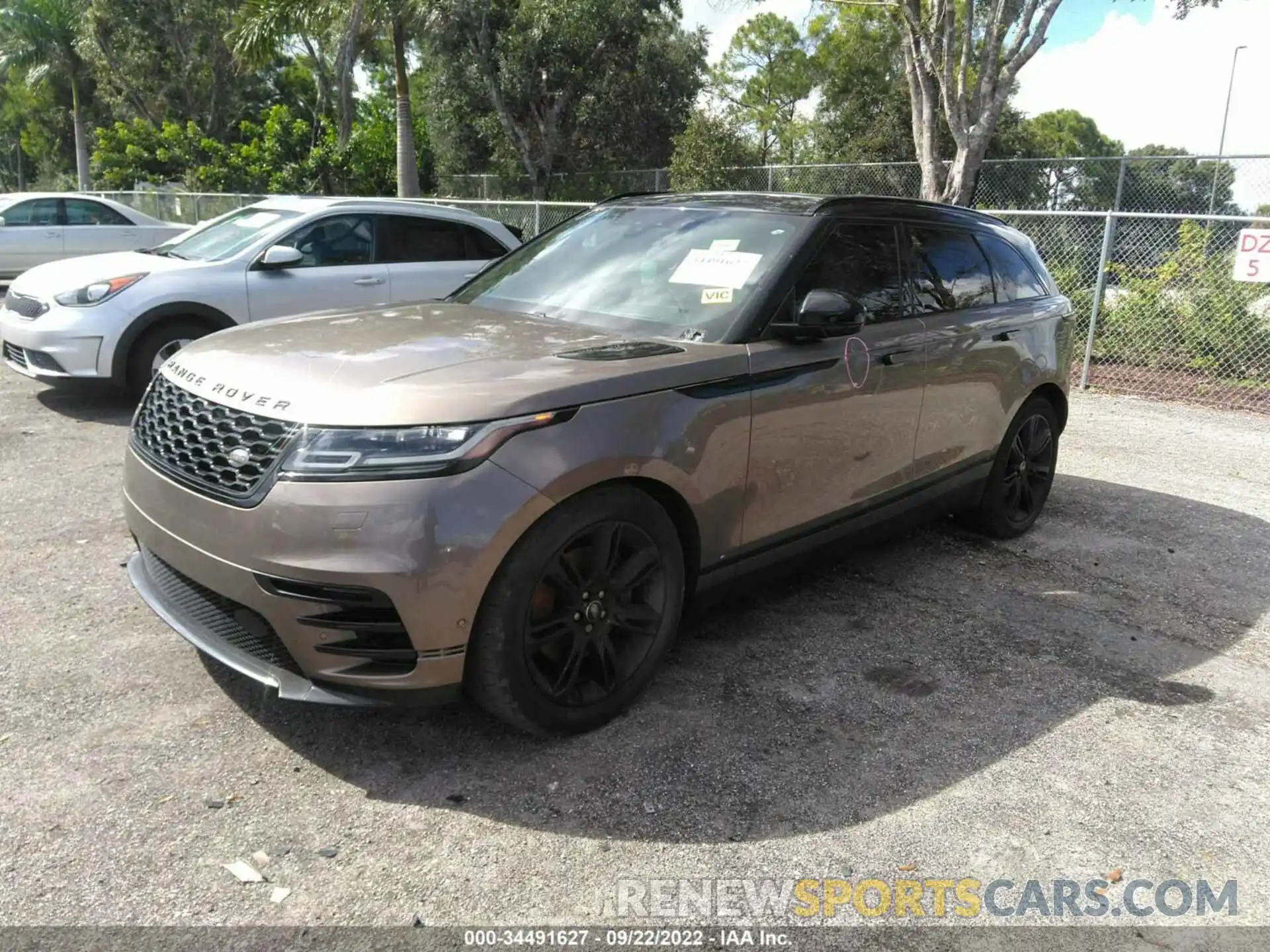 2 Photograph of a damaged car SALYL2EV7KA202981 LAND ROVER RANGE ROVER VELAR 2019