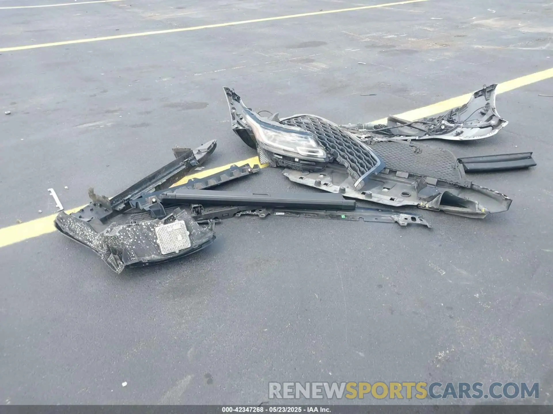 12 Photograph of a damaged car SALYL2EV9KA202481 LAND ROVER RANGE ROVER VELAR 2019