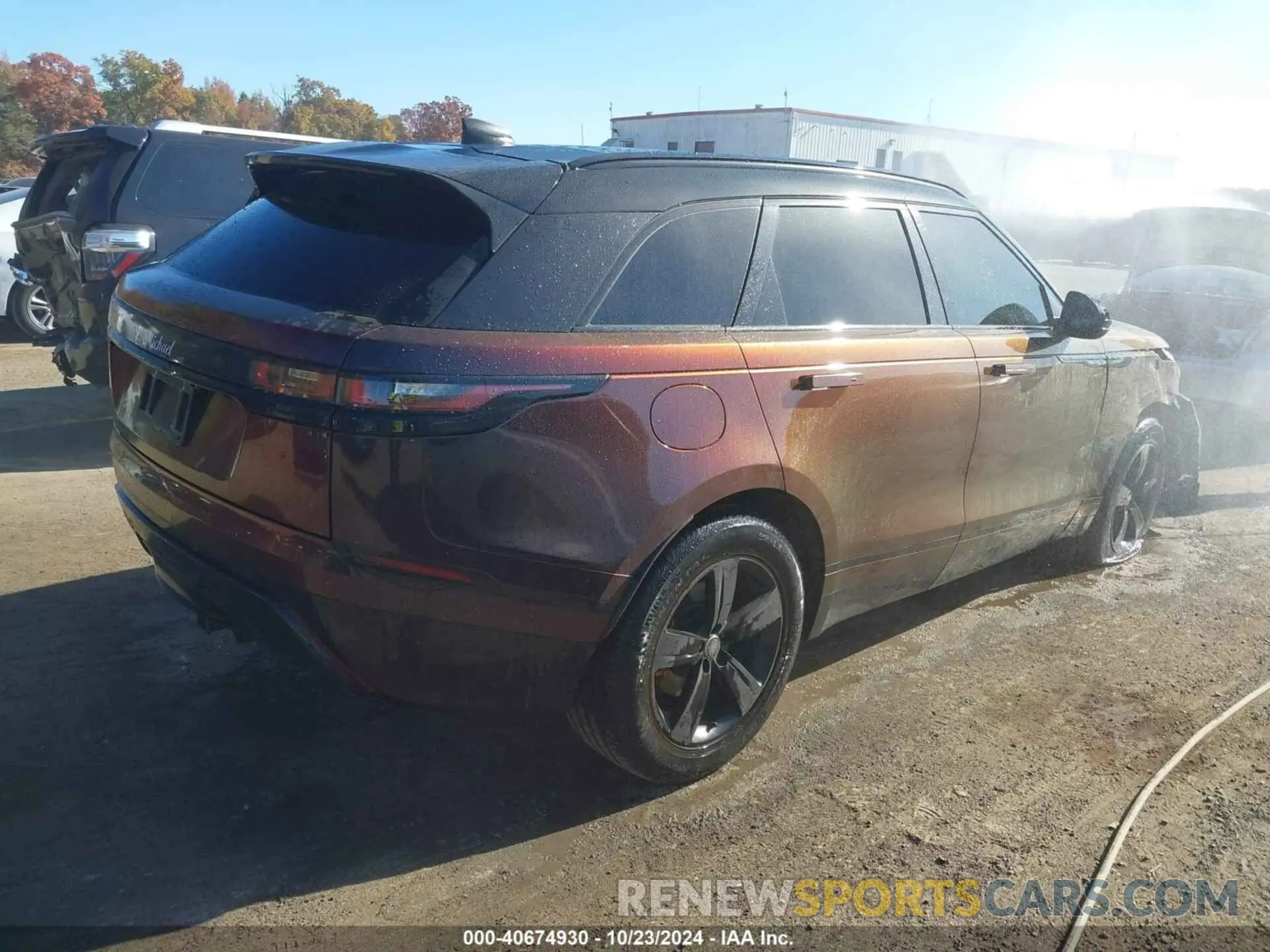 4 Photograph of a damaged car SALYL2EX0KA222975 LAND ROVER RANGE ROVER VELAR 2019