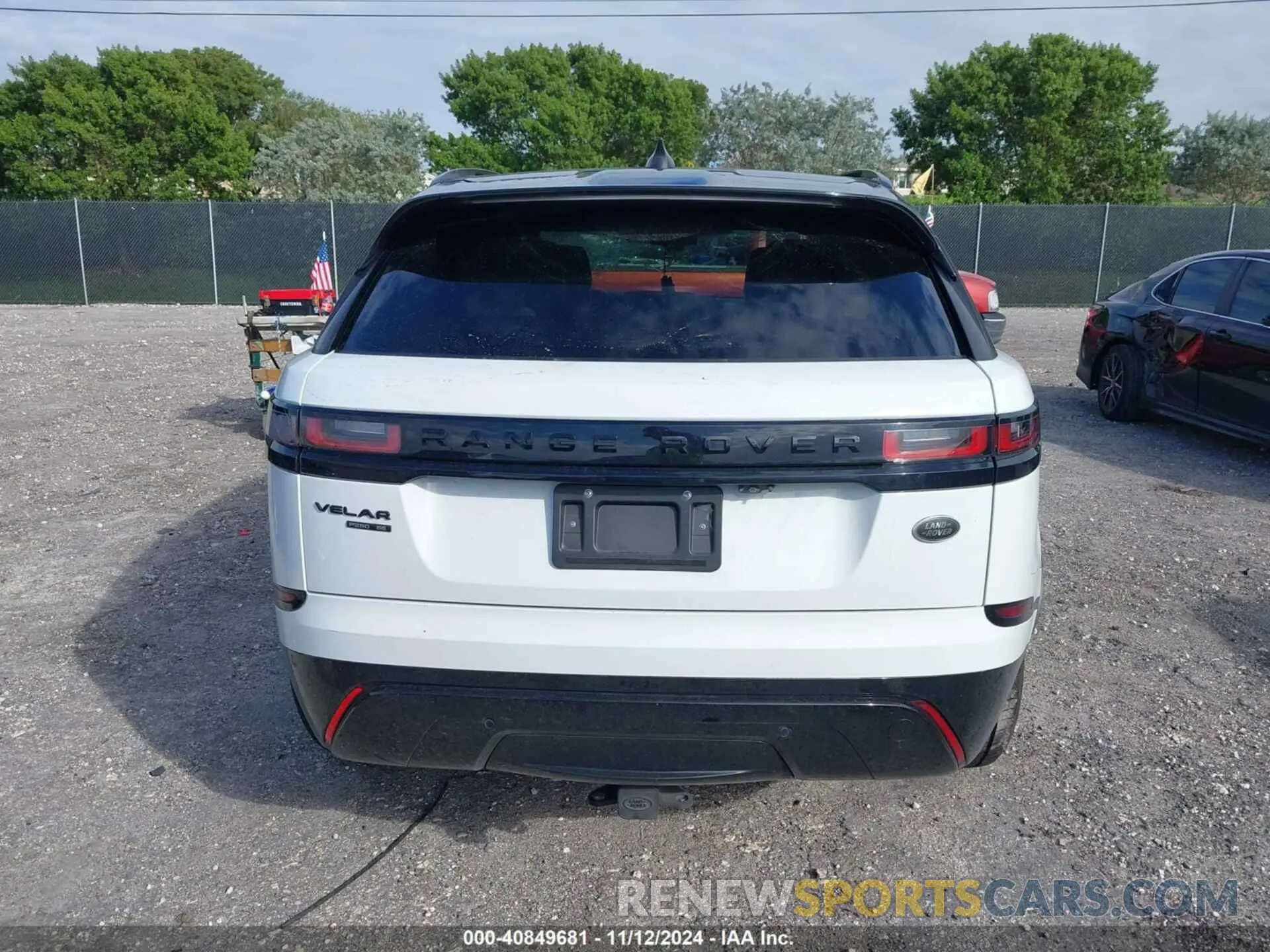 15 Photograph of a damaged car SALYL2EX0KA223978 LAND ROVER RANGE ROVER VELAR 2019