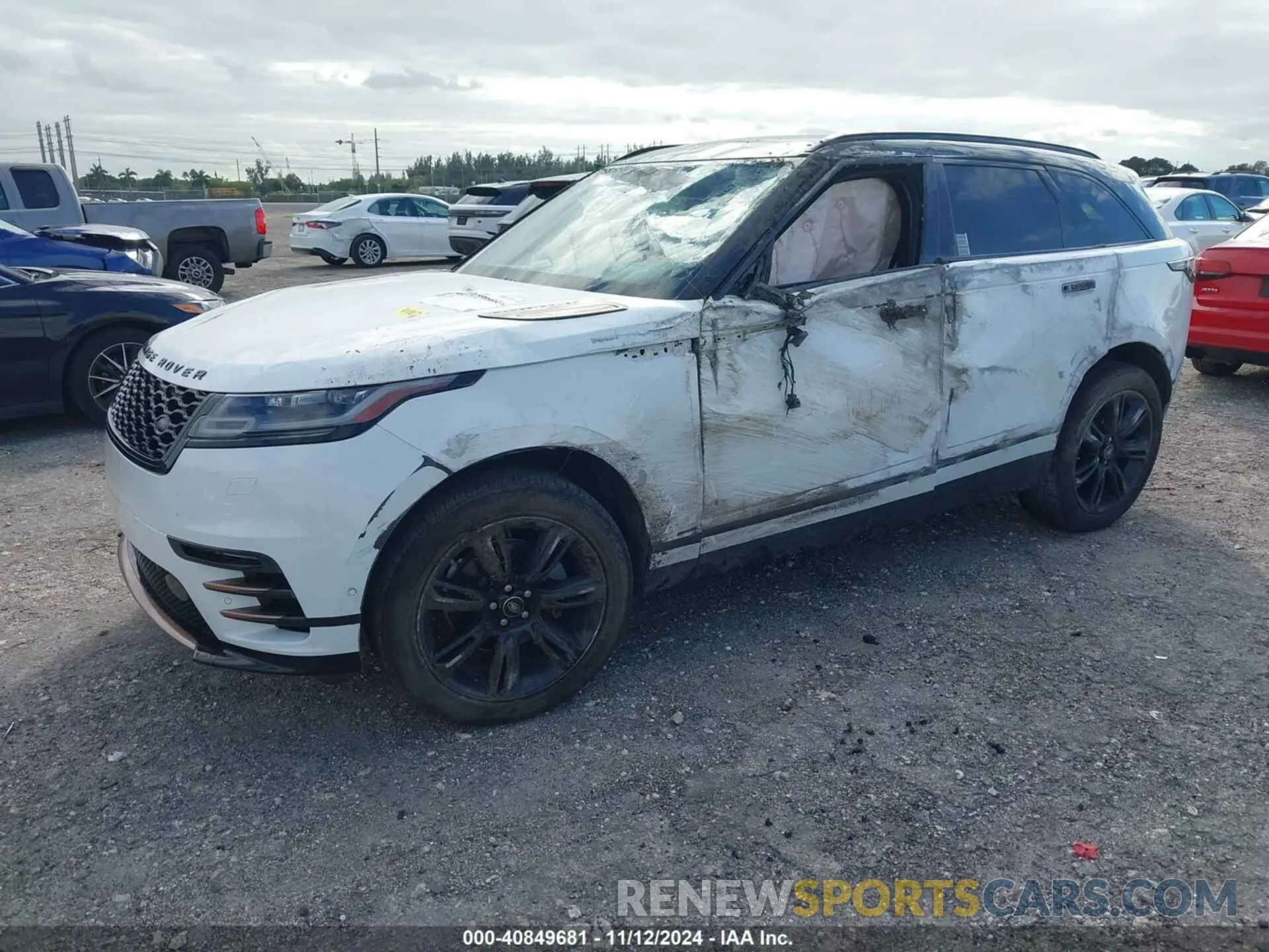 2 Photograph of a damaged car SALYL2EX0KA223978 LAND ROVER RANGE ROVER VELAR 2019