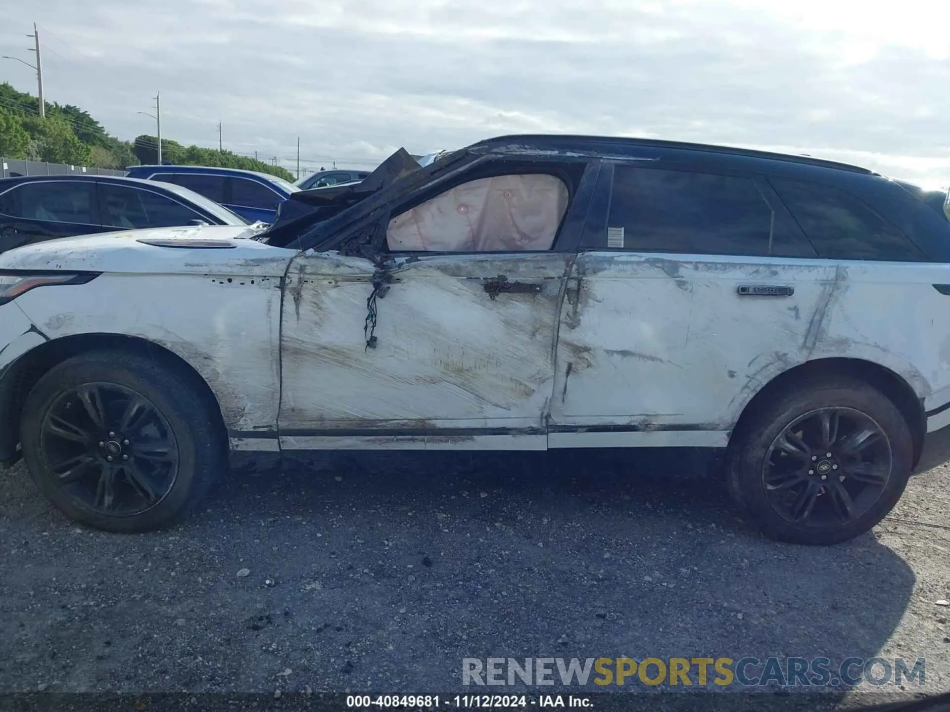 6 Photograph of a damaged car SALYL2EX0KA223978 LAND ROVER RANGE ROVER VELAR 2019