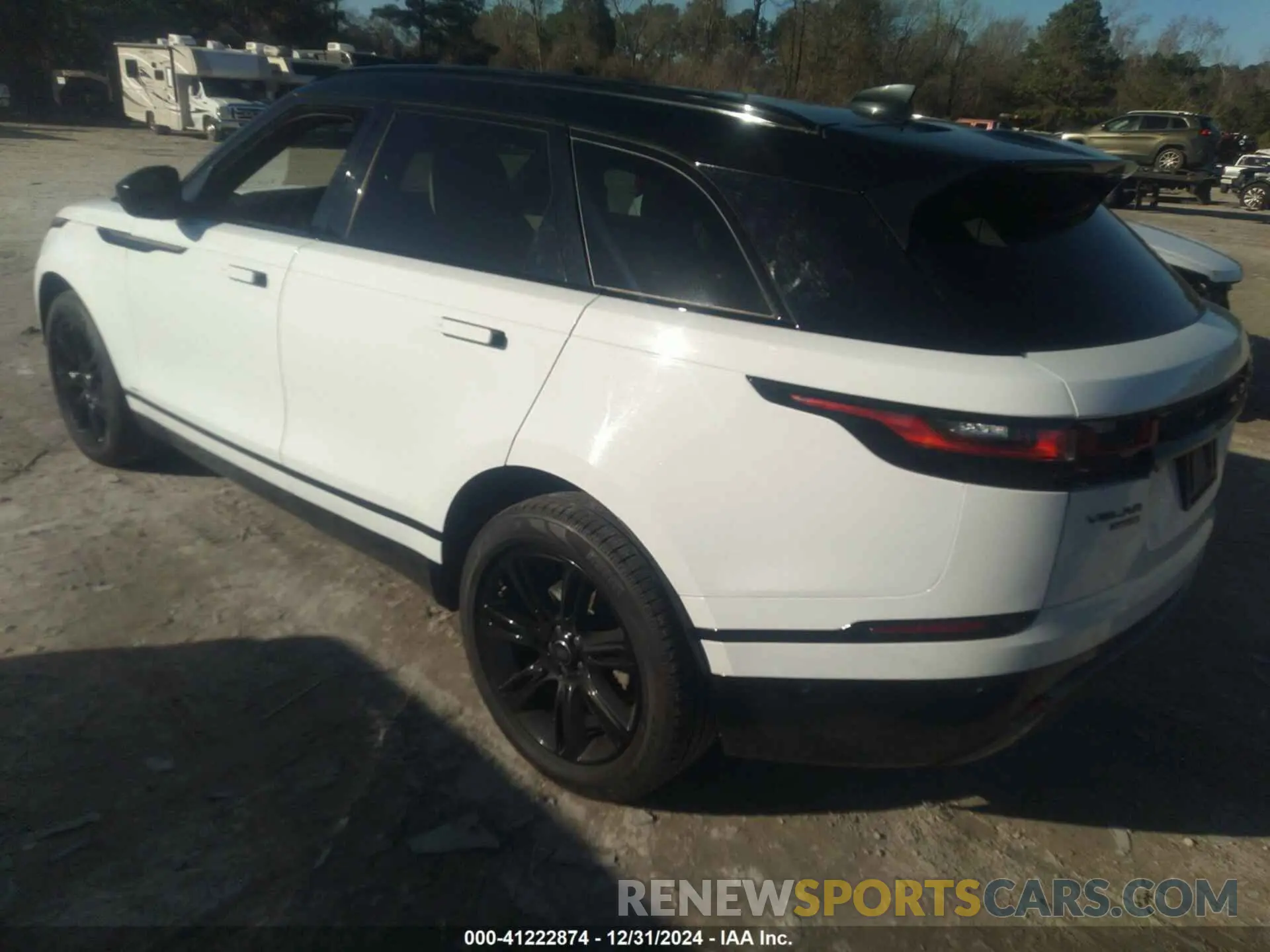 3 Photograph of a damaged car SALYL2EX0KA796959 LAND ROVER RANGE ROVER VELAR 2019