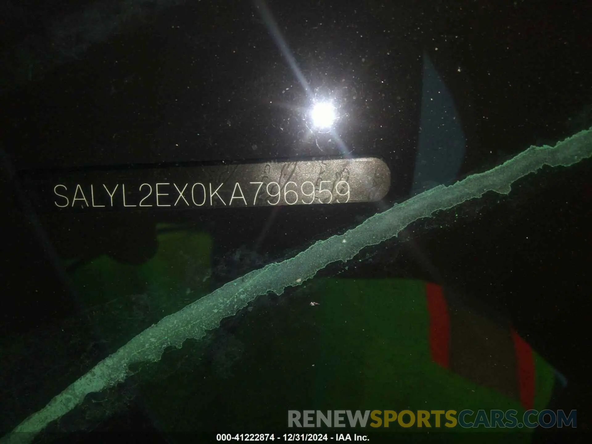 9 Photograph of a damaged car SALYL2EX0KA796959 LAND ROVER RANGE ROVER VELAR 2019