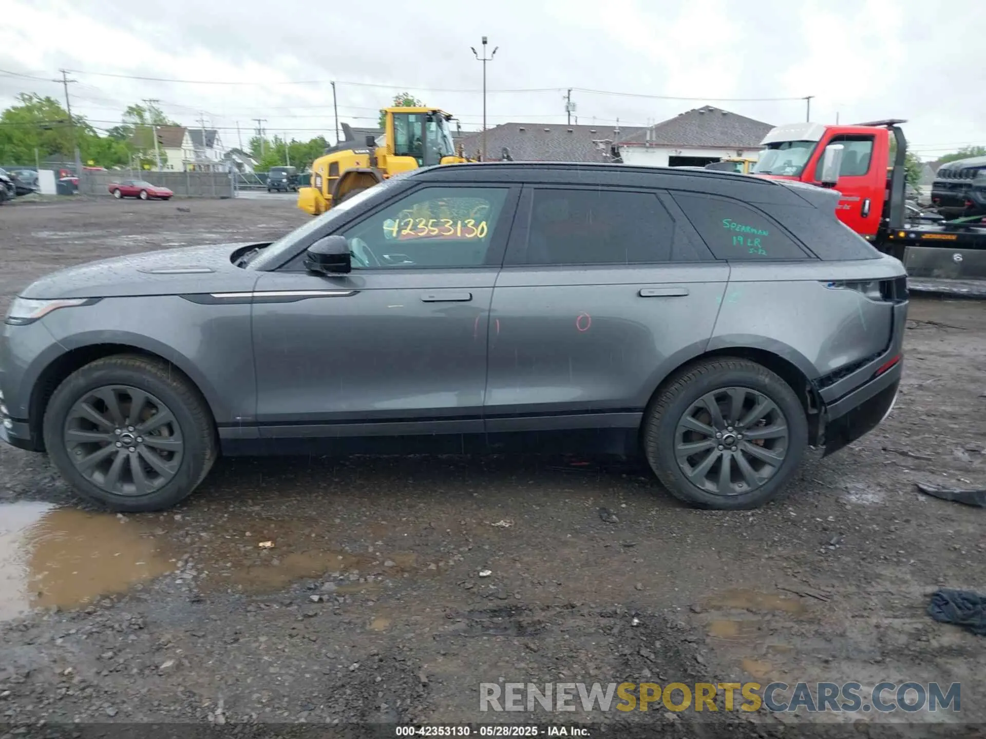 14 Photograph of a damaged car SALYL2EX1KA227926 LAND ROVER RANGE ROVER VELAR 2019