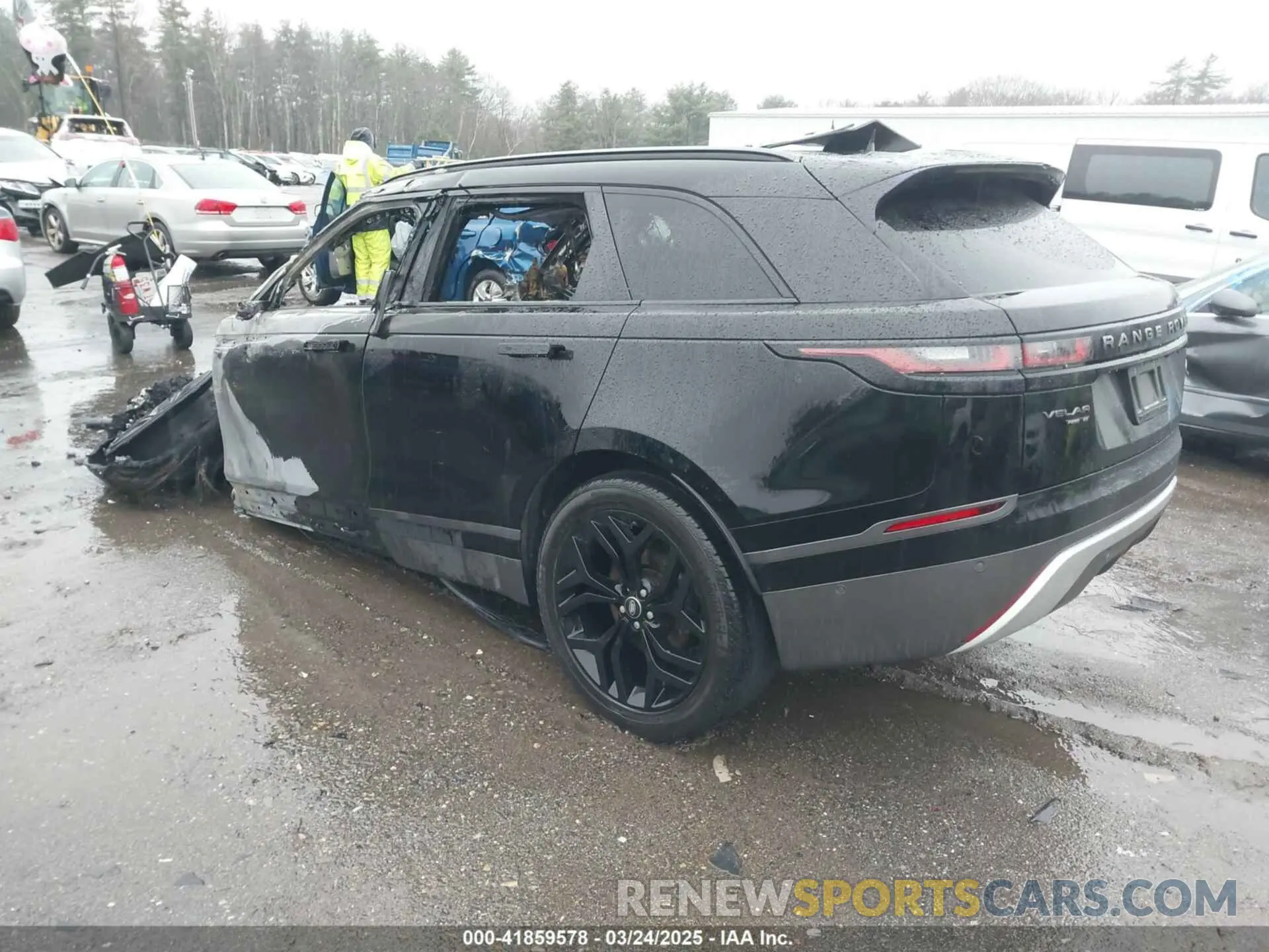 3 Photograph of a damaged car SALYL2EX2KA792895 LAND ROVER RANGE ROVER VELAR 2019