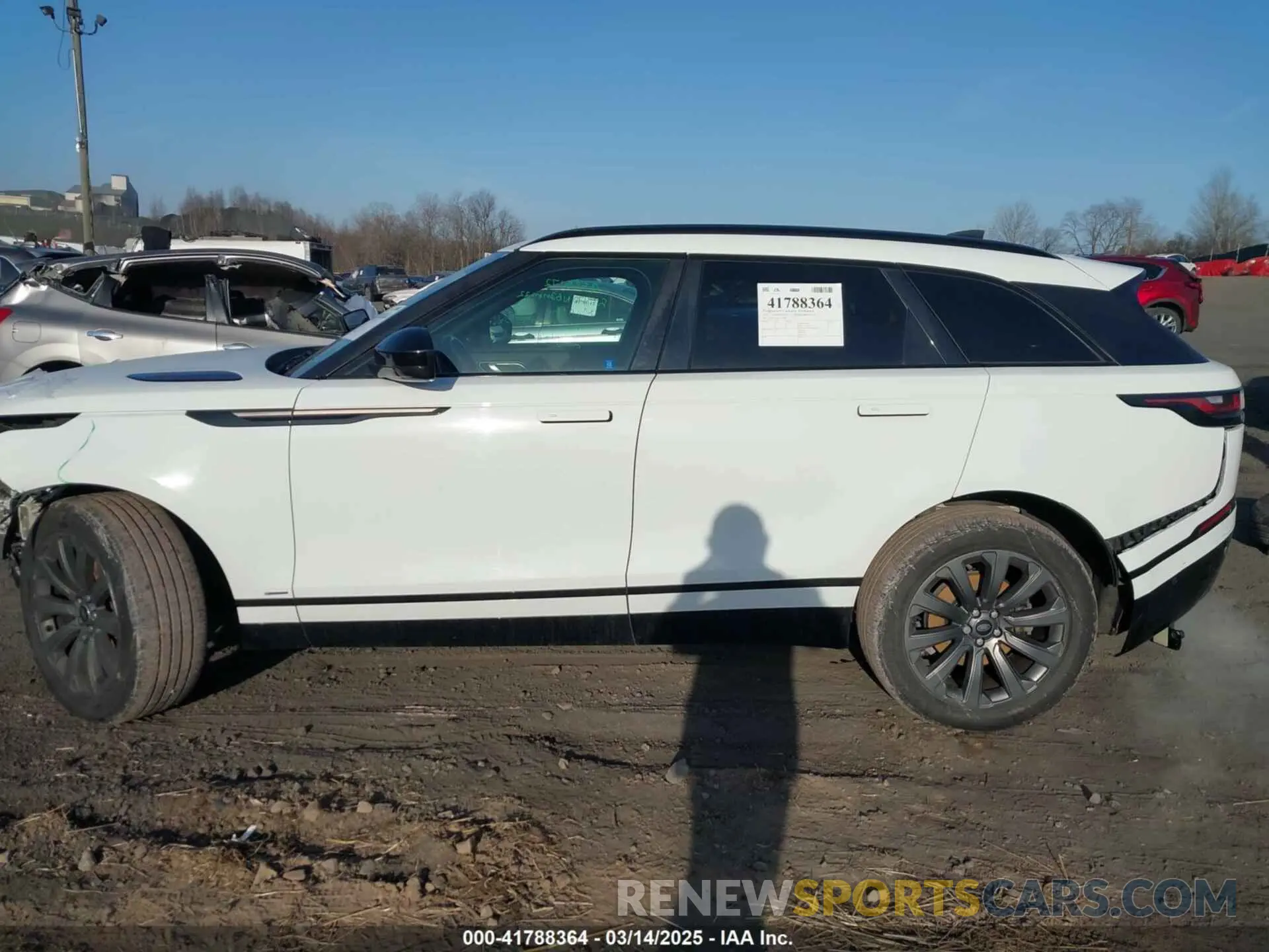 14 Photograph of a damaged car SALYL2EX4KA779906 LAND ROVER RANGE ROVER VELAR 2019