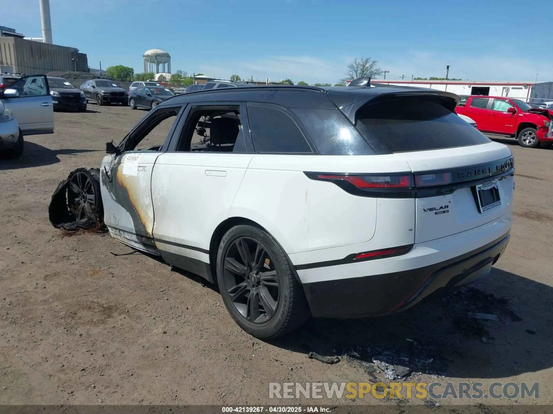 3 Photograph of a damaged car SALYL2EX5KA228531 LAND ROVER RANGE ROVER VELAR 2019
