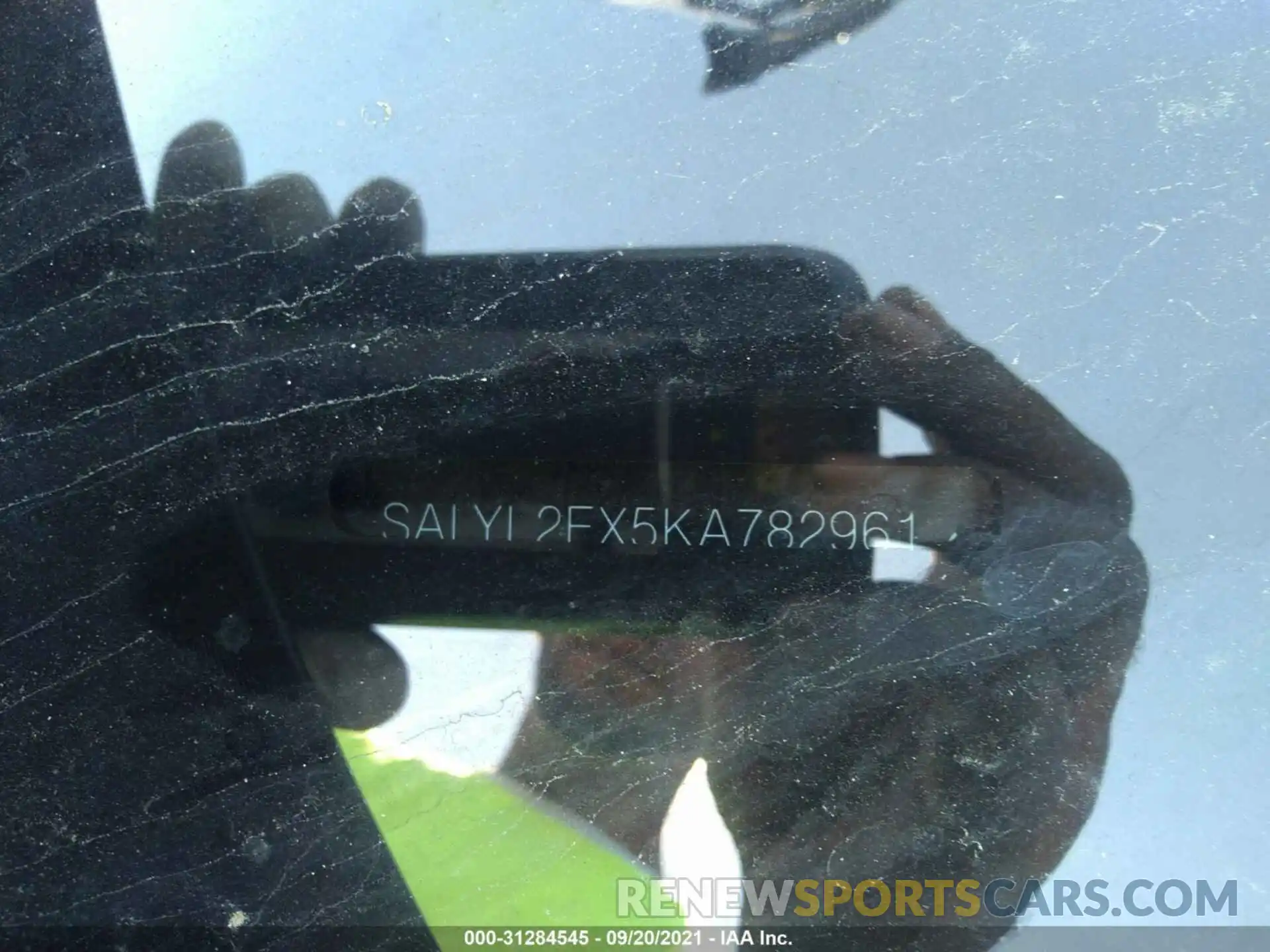 9 Photograph of a damaged car SALYL2EX5KA782961 LAND ROVER RANGE ROVER VELAR 2019