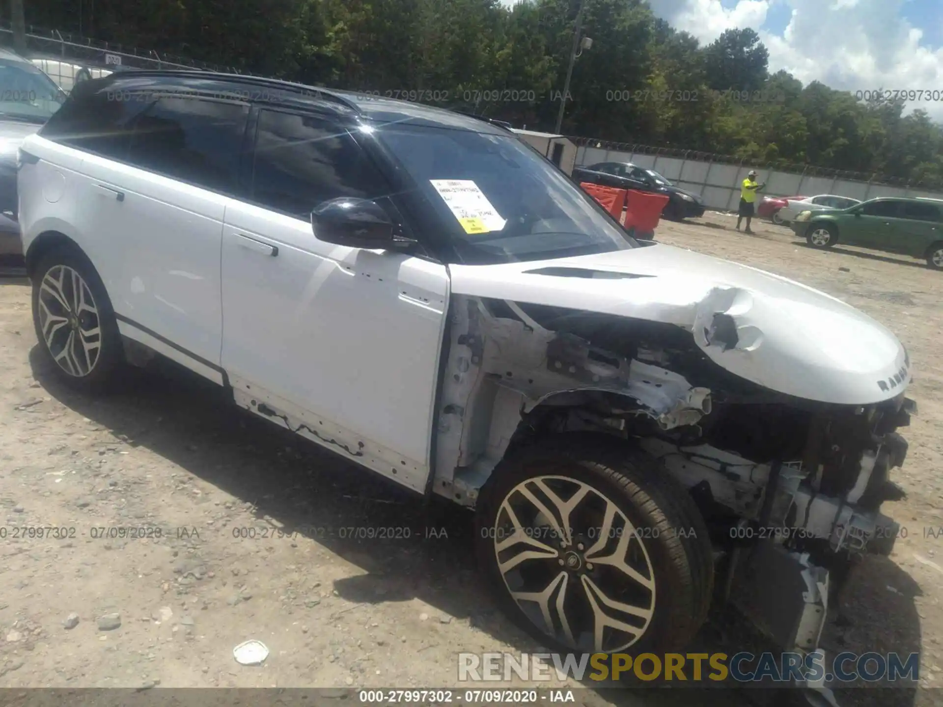 1 Photograph of a damaged car SALYL2EX6KA228358 LAND ROVER RANGE ROVER VELAR 2019