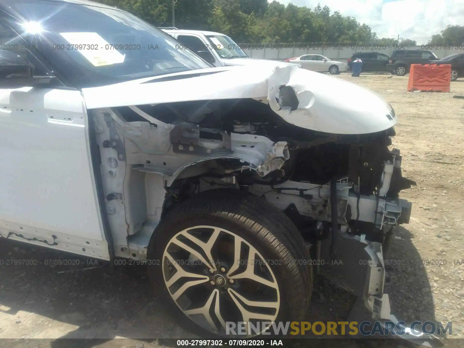 6 Photograph of a damaged car SALYL2EX6KA228358 LAND ROVER RANGE ROVER VELAR 2019