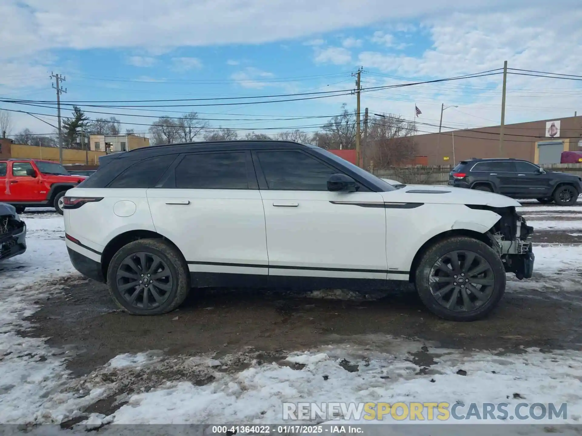 14 Photograph of a damaged car SALYL2EX6KA782659 LAND ROVER RANGE ROVER VELAR 2019