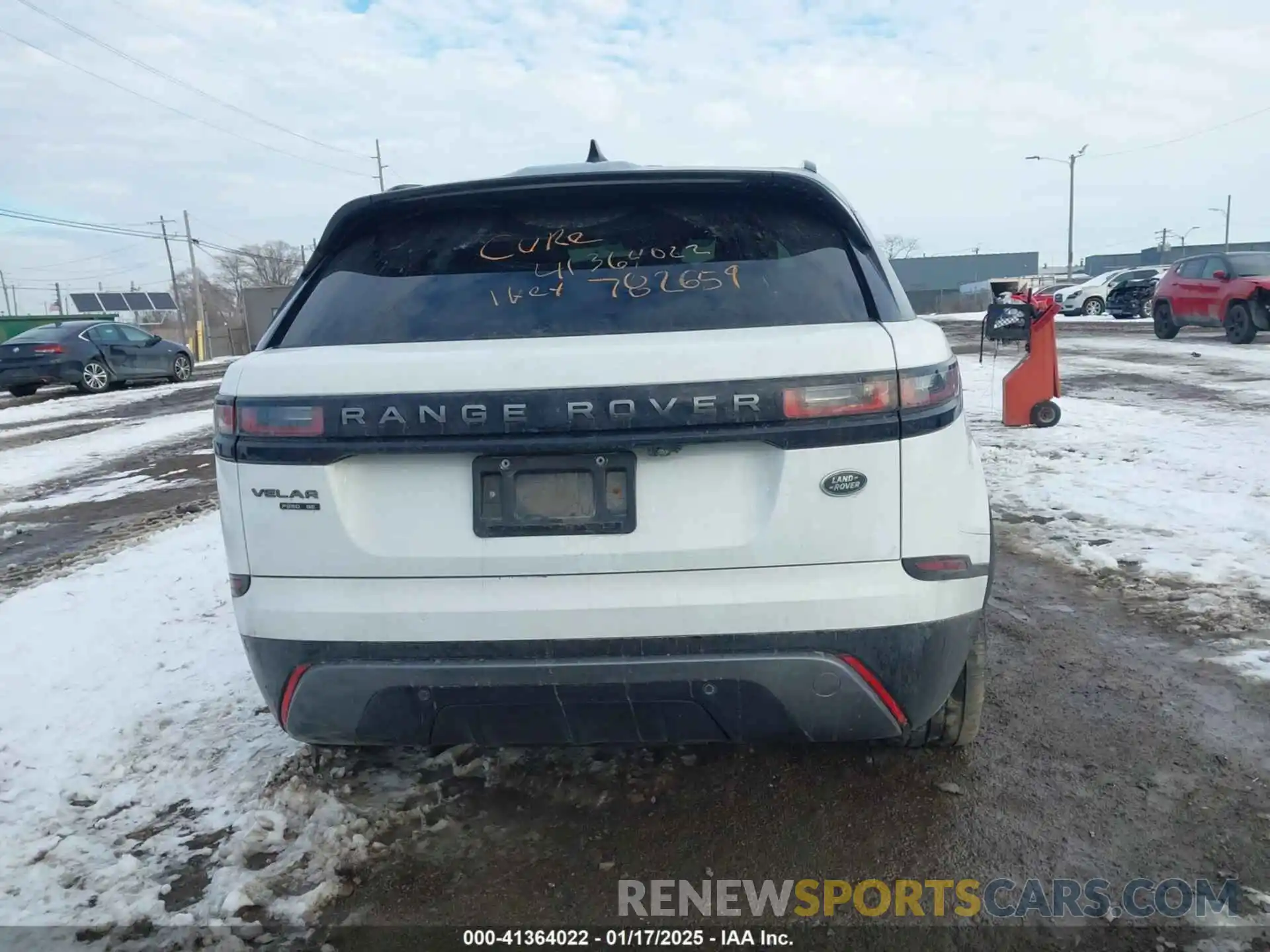 17 Photograph of a damaged car SALYL2EX6KA782659 LAND ROVER RANGE ROVER VELAR 2019