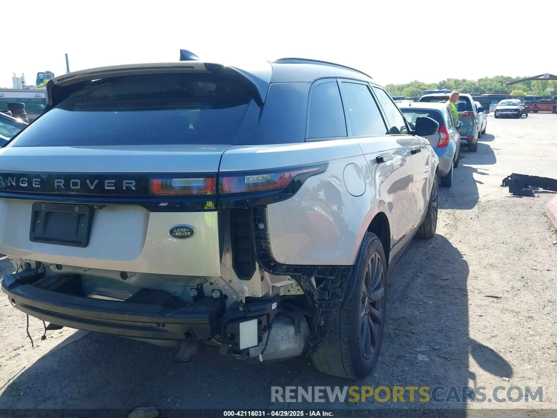 20 Photograph of a damaged car SALYL2EX7KA780581 LAND ROVER RANGE ROVER VELAR 2019
