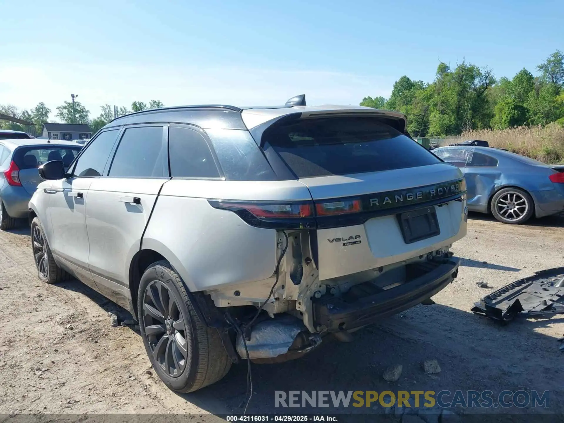 21 Photograph of a damaged car SALYL2EX7KA780581 LAND ROVER RANGE ROVER VELAR 2019