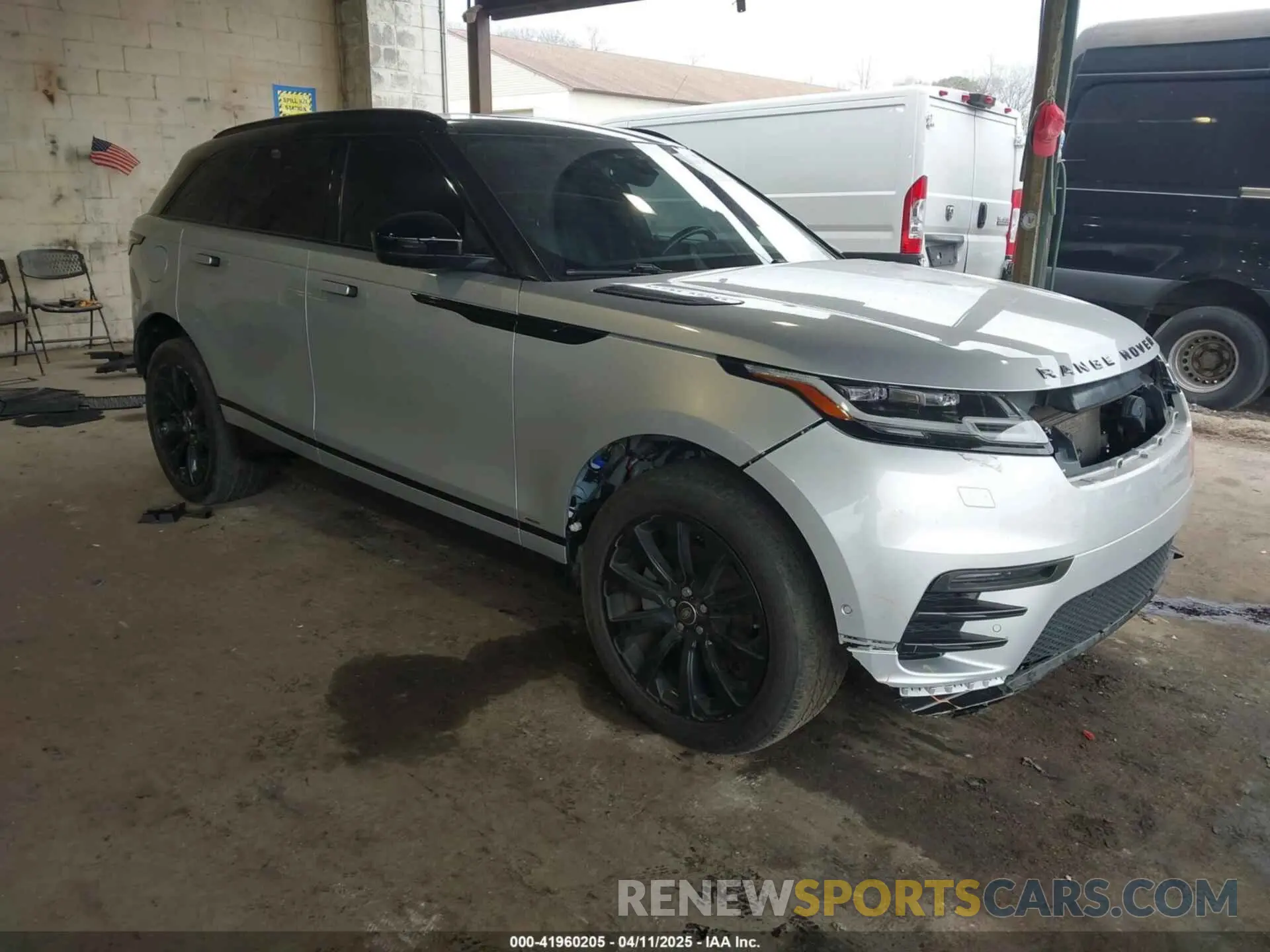 1 Photograph of a damaged car SALYL2EX7KA787059 LAND ROVER RANGE ROVER VELAR 2019