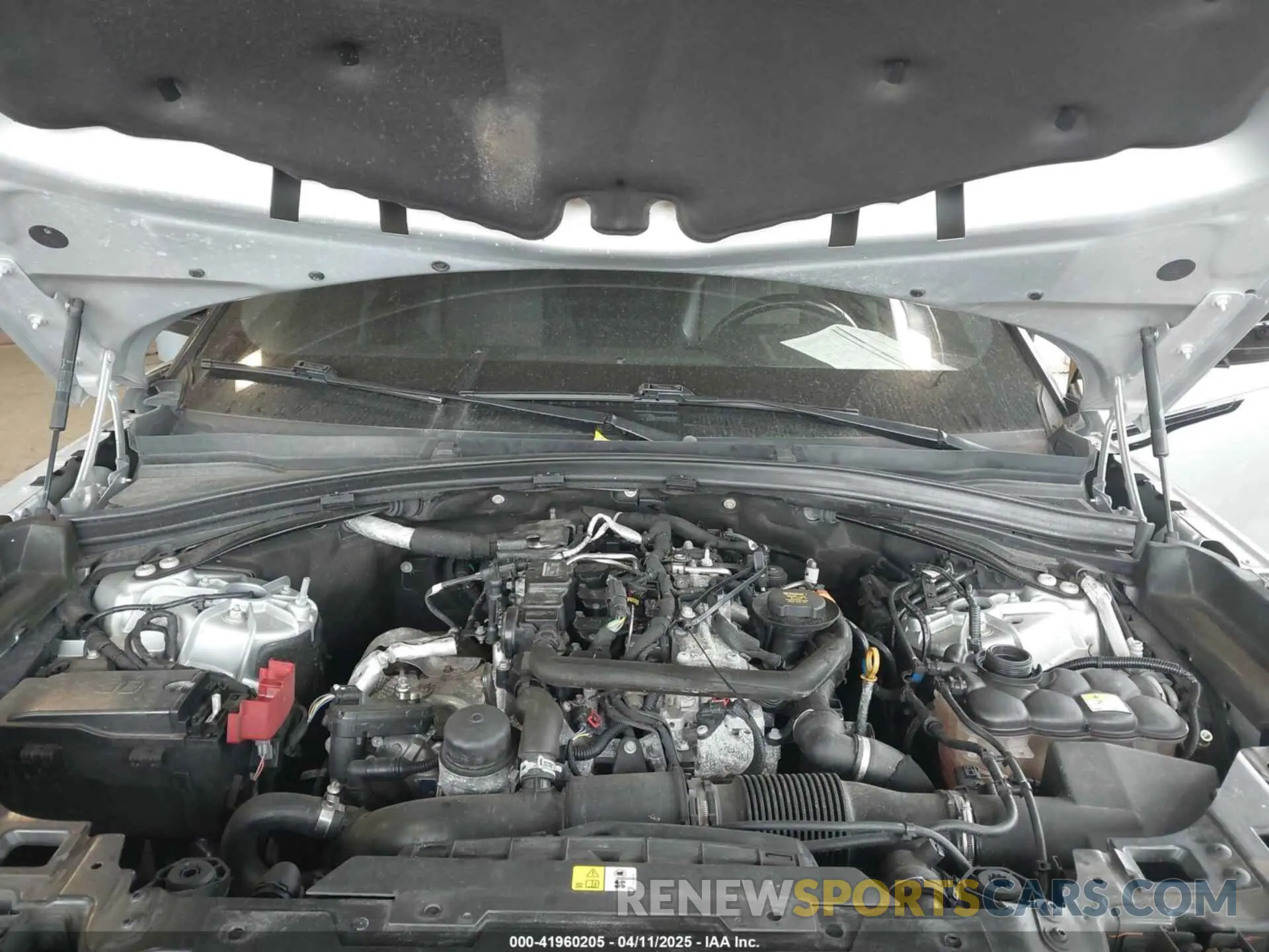 10 Photograph of a damaged car SALYL2EX7KA787059 LAND ROVER RANGE ROVER VELAR 2019