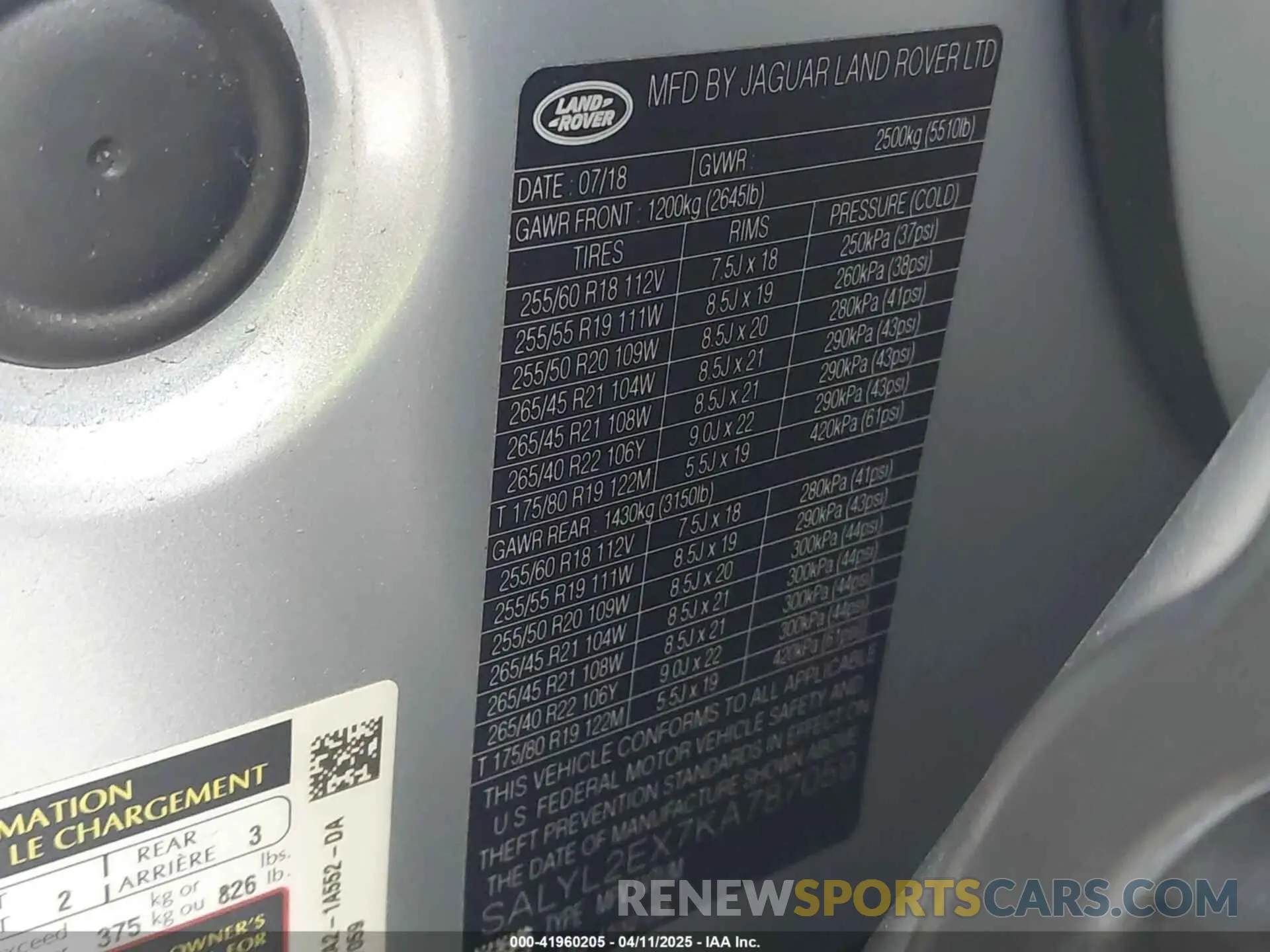 9 Photograph of a damaged car SALYL2EX7KA787059 LAND ROVER RANGE ROVER VELAR 2019