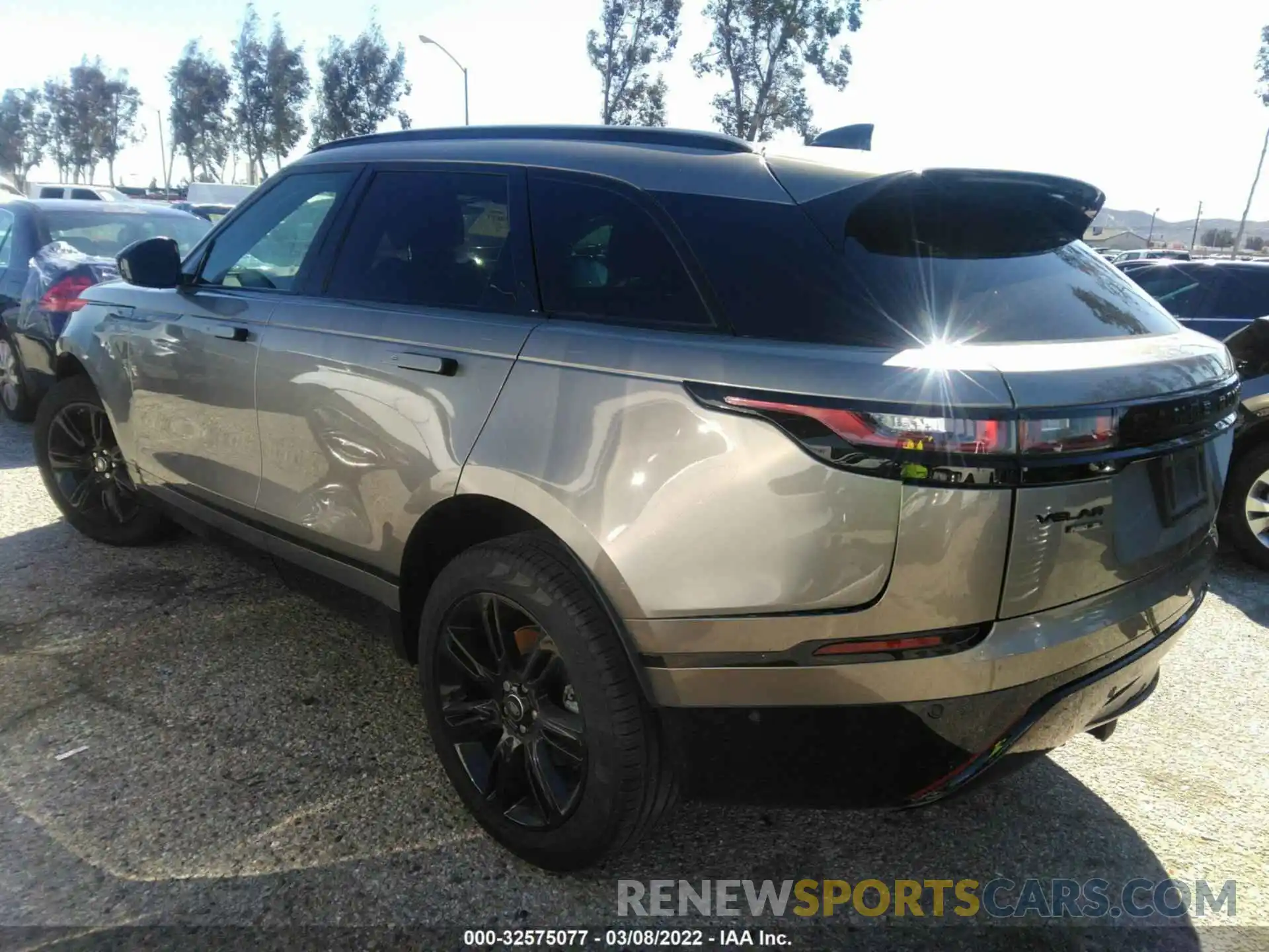 3 Photograph of a damaged car SALYL2EX8KA234517 LAND ROVER RANGE ROVER VELAR 2019