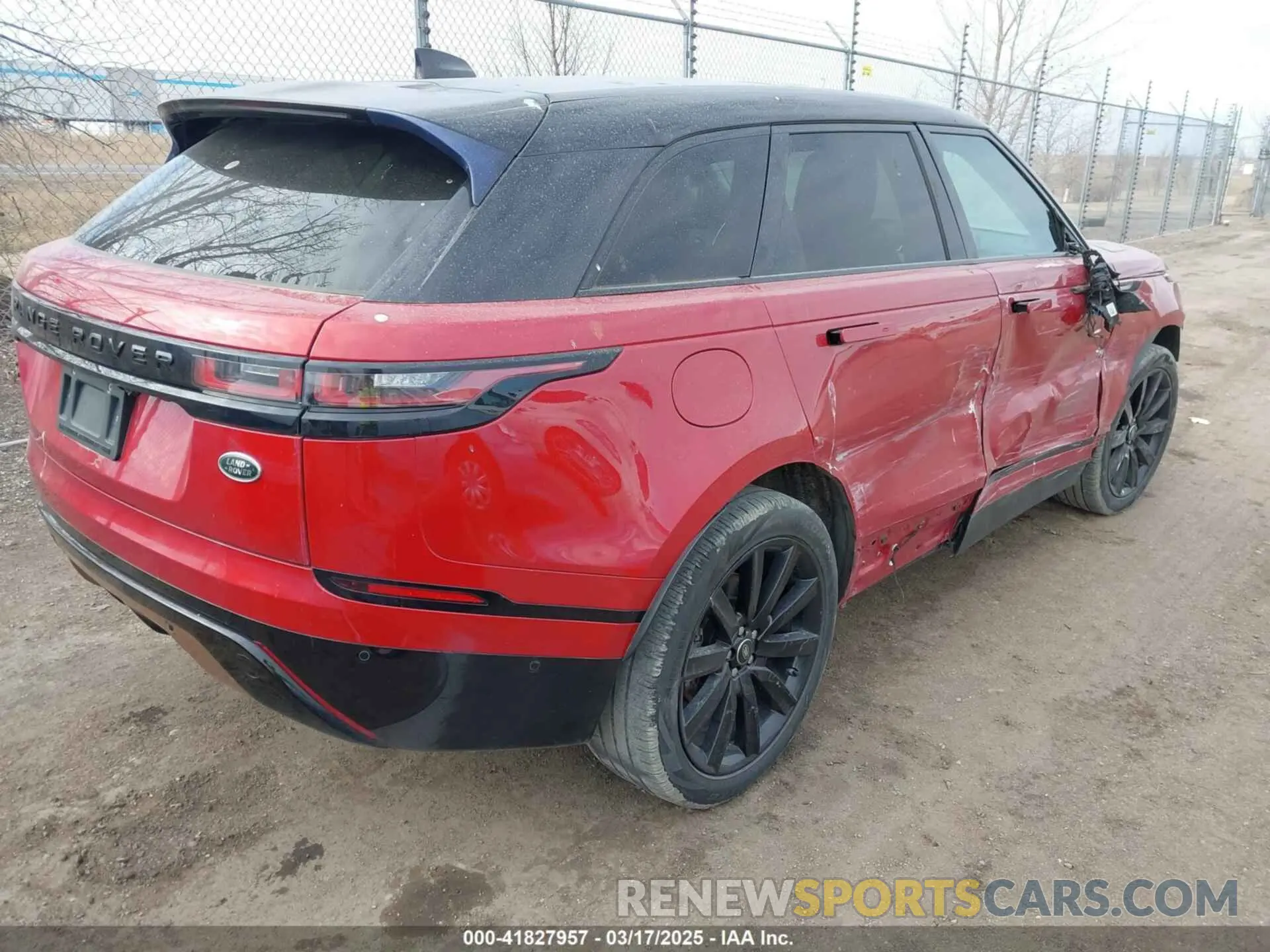 4 Photograph of a damaged car SALYL2EX8KA783134 LAND ROVER RANGE ROVER VELAR 2019