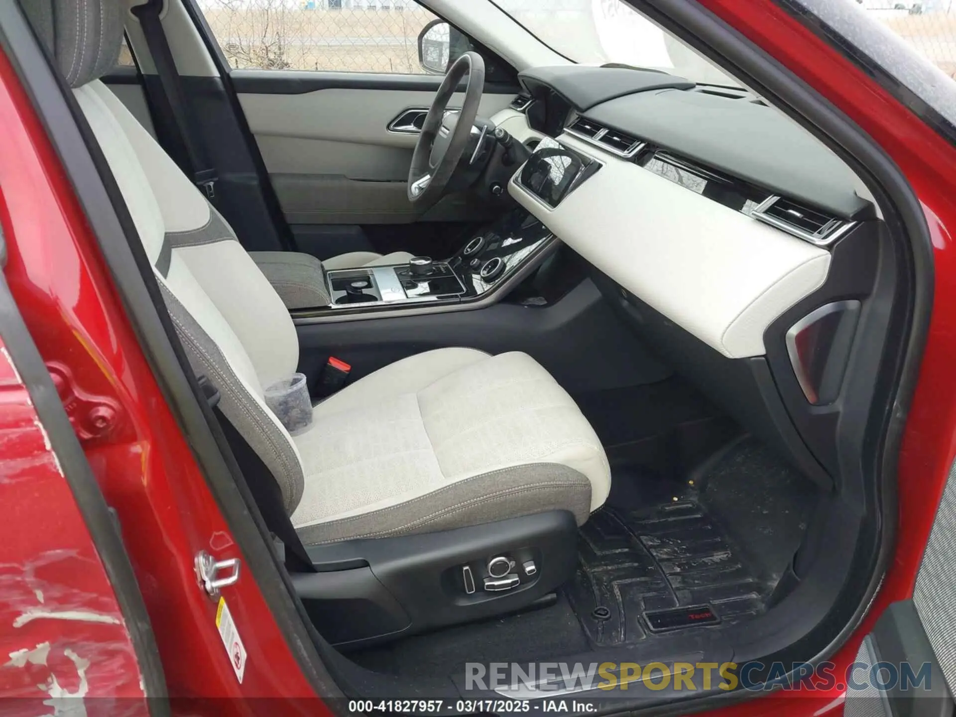 5 Photograph of a damaged car SALYL2EX8KA783134 LAND ROVER RANGE ROVER VELAR 2019