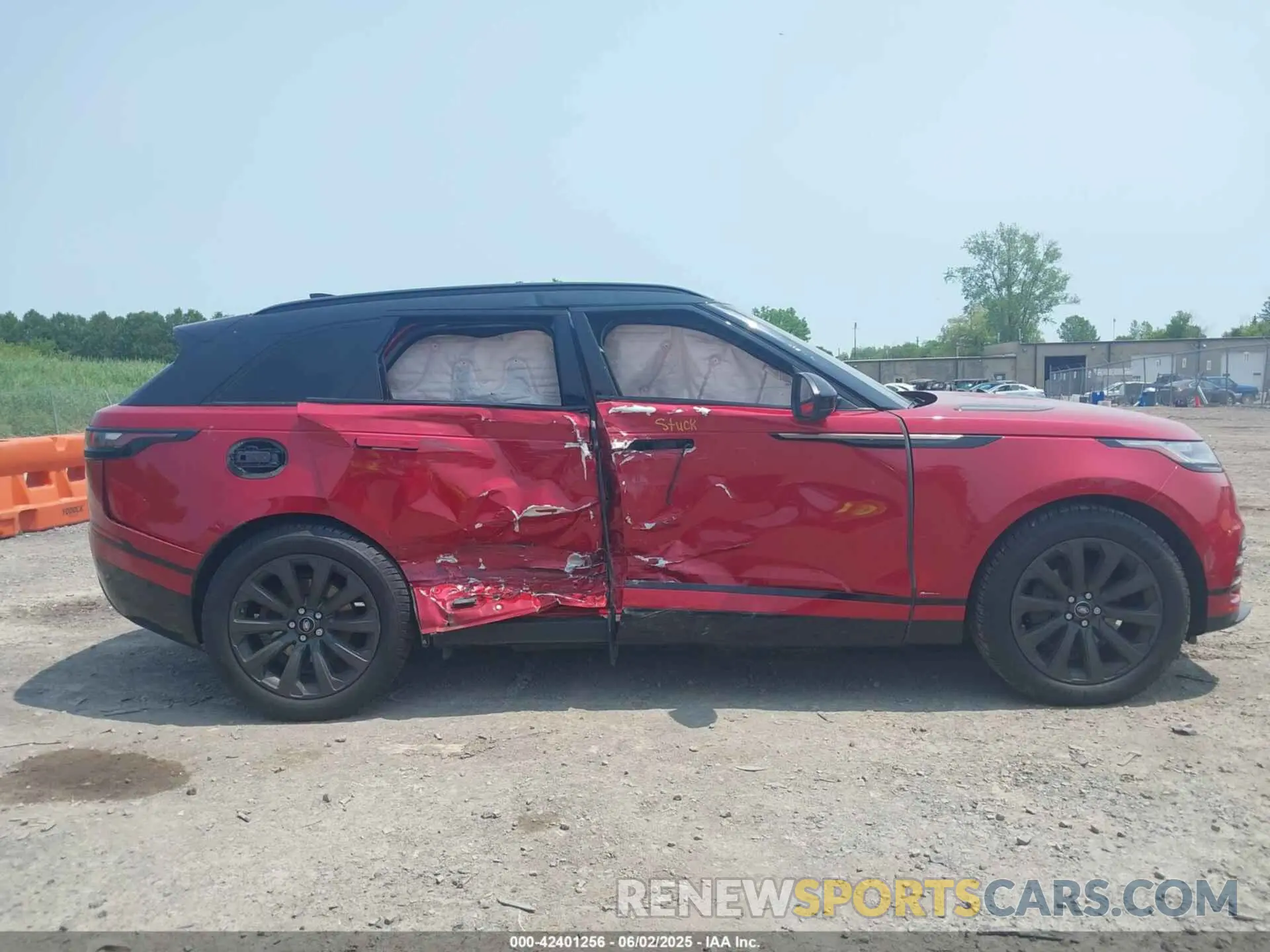6 Photograph of a damaged car SALYL2EXXKA217539 LAND ROVER RANGE ROVER VELAR 2019