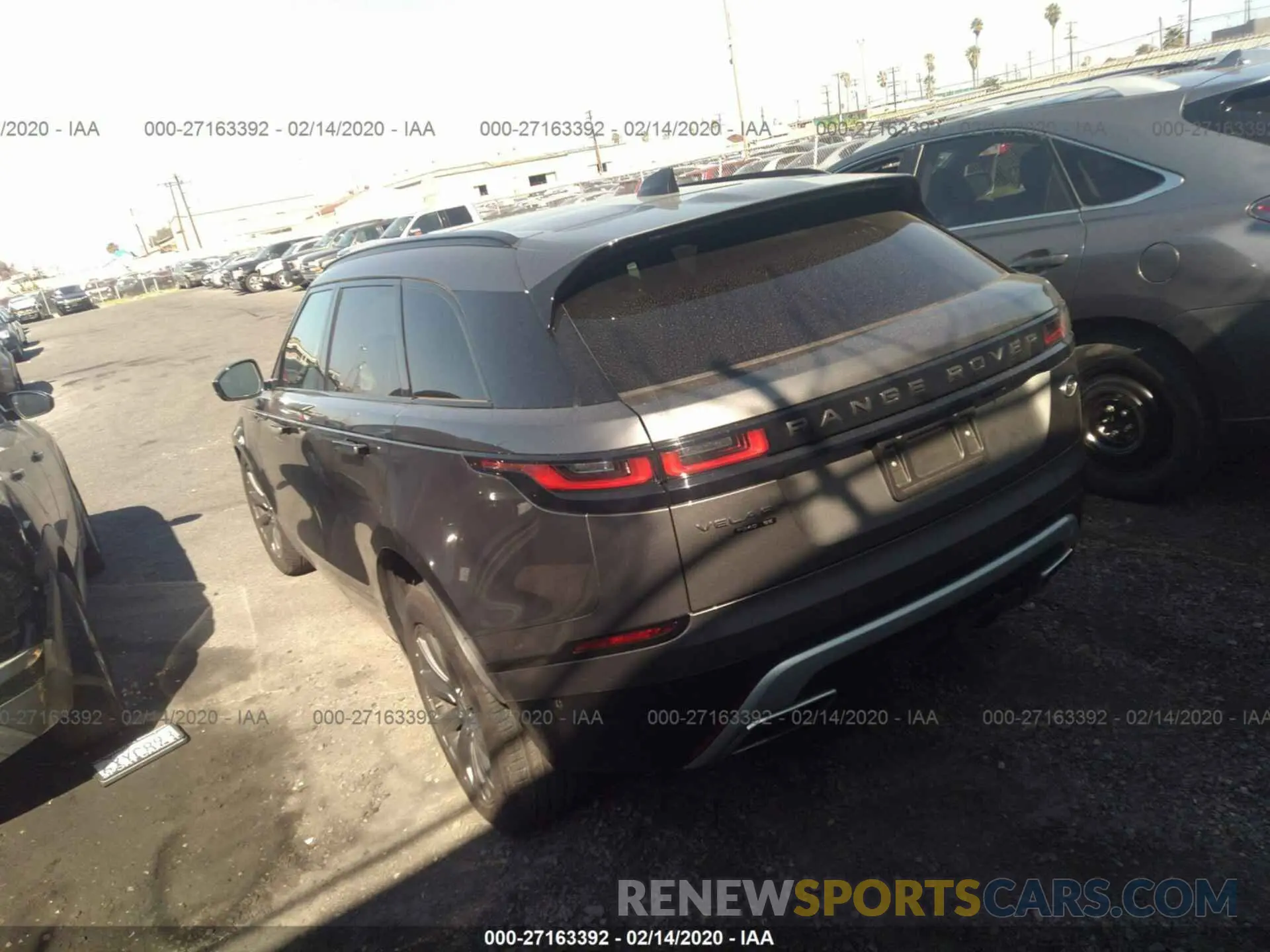 3 Photograph of a damaged car SALYL2FV6KA211105 LAND ROVER RANGE ROVER VELAR 2019