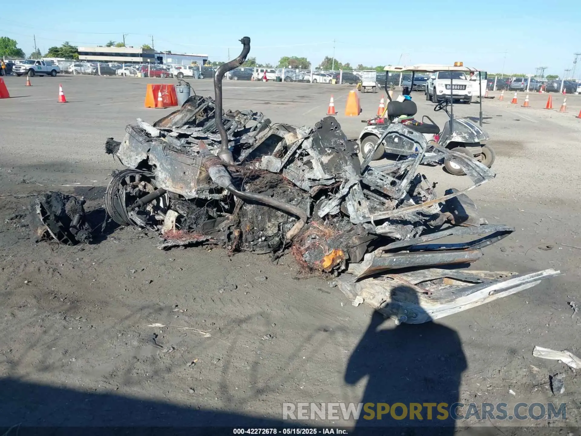 1 Photograph of a damaged car SALYL2FV8KA225815 LAND ROVER RANGE ROVER VELAR 2019