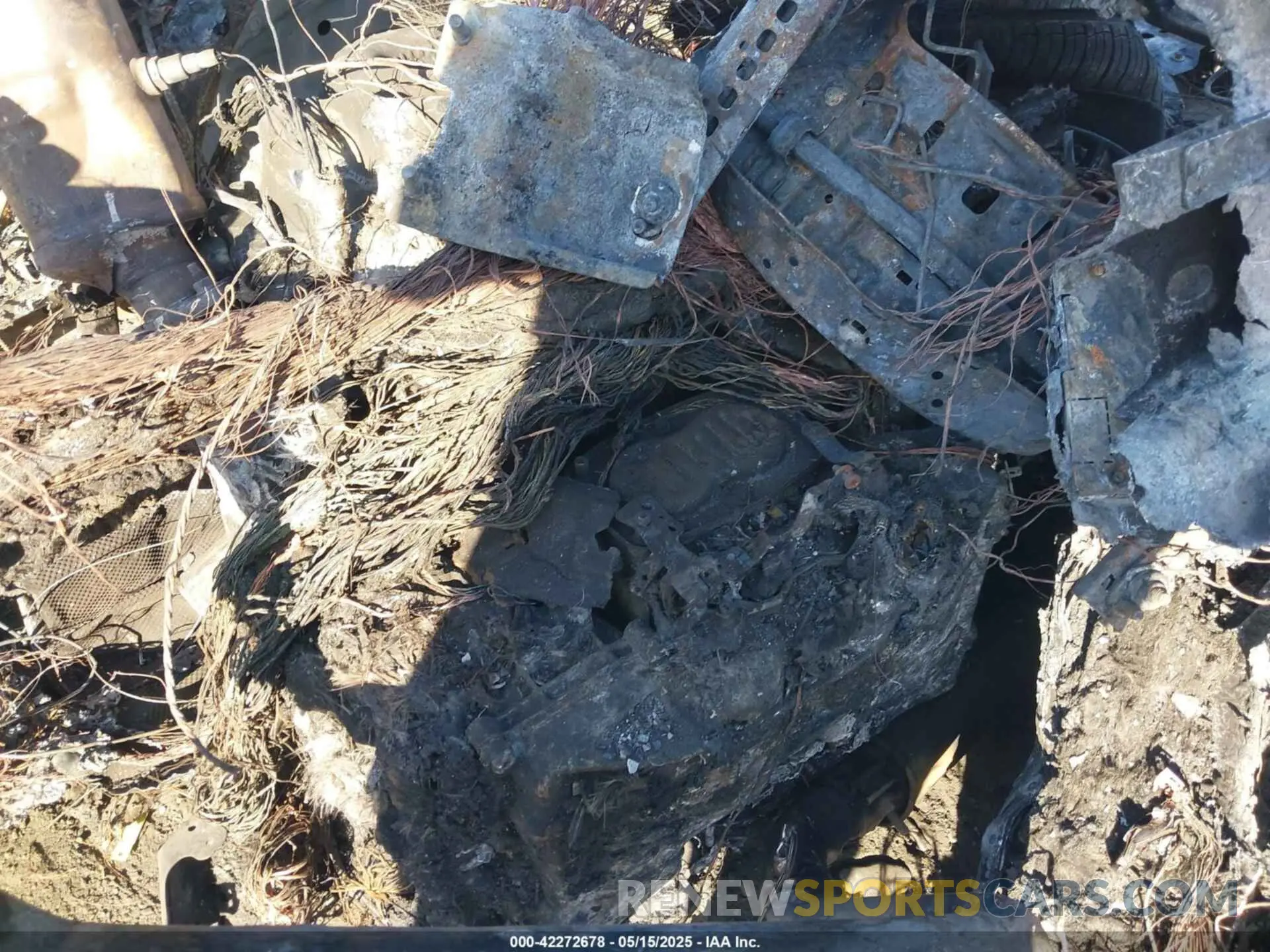 10 Photograph of a damaged car SALYL2FV8KA225815 LAND ROVER RANGE ROVER VELAR 2019