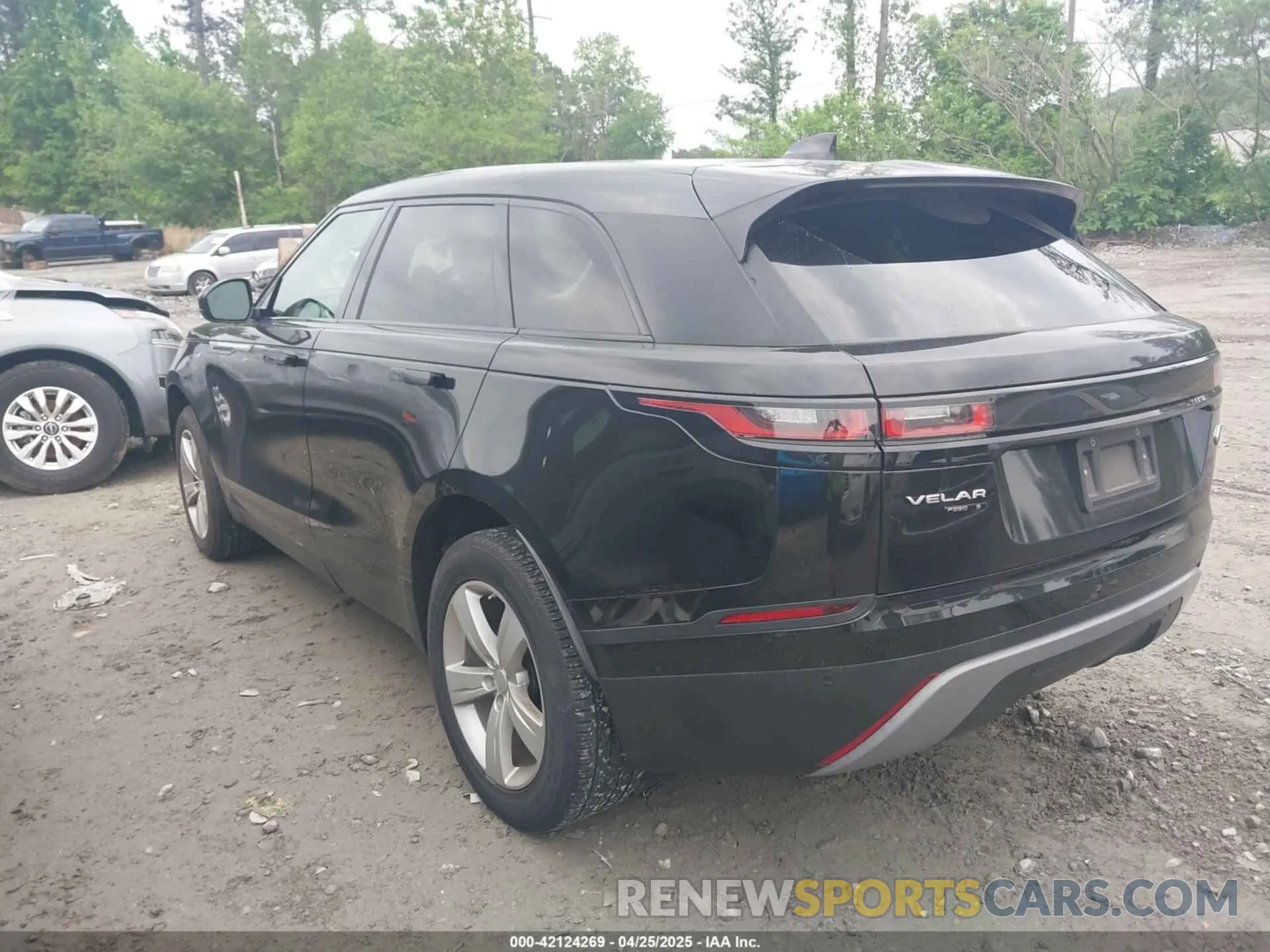 3 Photograph of a damaged car SALYB2EX1LA261191 LAND ROVER RANGE ROVER VELAR 2020