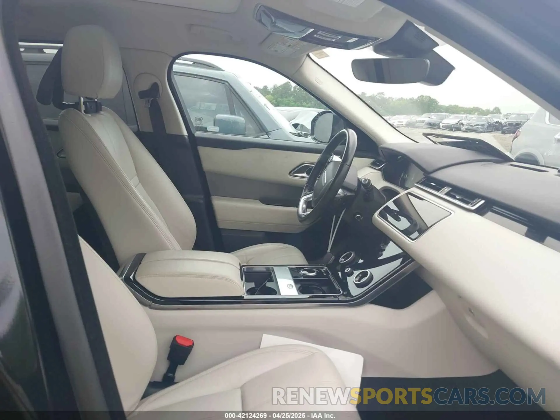 5 Photograph of a damaged car SALYB2EX1LA261191 LAND ROVER RANGE ROVER VELAR 2020