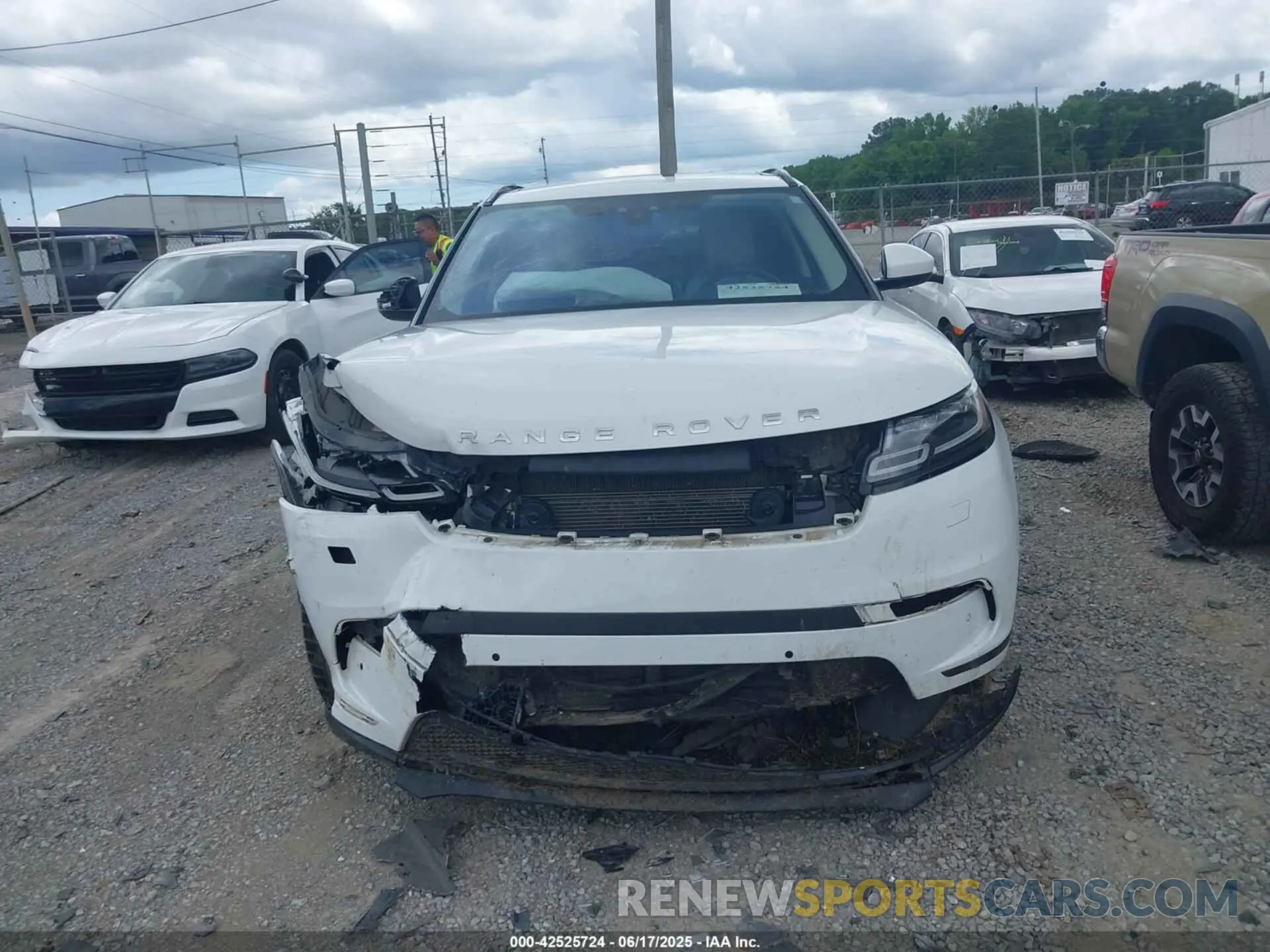 11 Photograph of a damaged car SALYB2EX2LA256971 LAND ROVER RANGE ROVER VELAR 2020