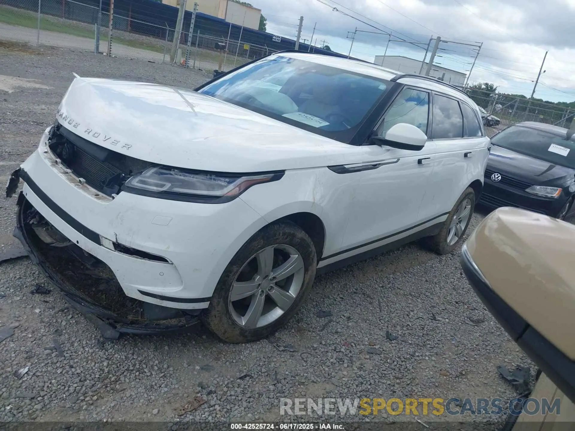 2 Photograph of a damaged car SALYB2EX2LA256971 LAND ROVER RANGE ROVER VELAR 2020