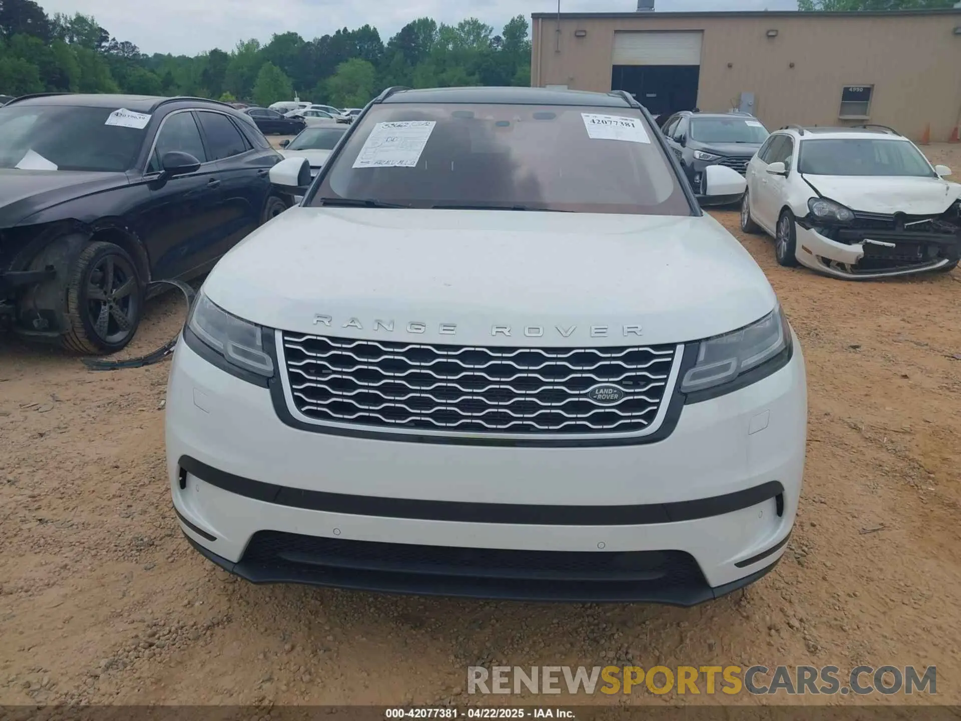 11 Photograph of a damaged car SALYB2EX3LA292863 LAND ROVER RANGE ROVER VELAR 2020