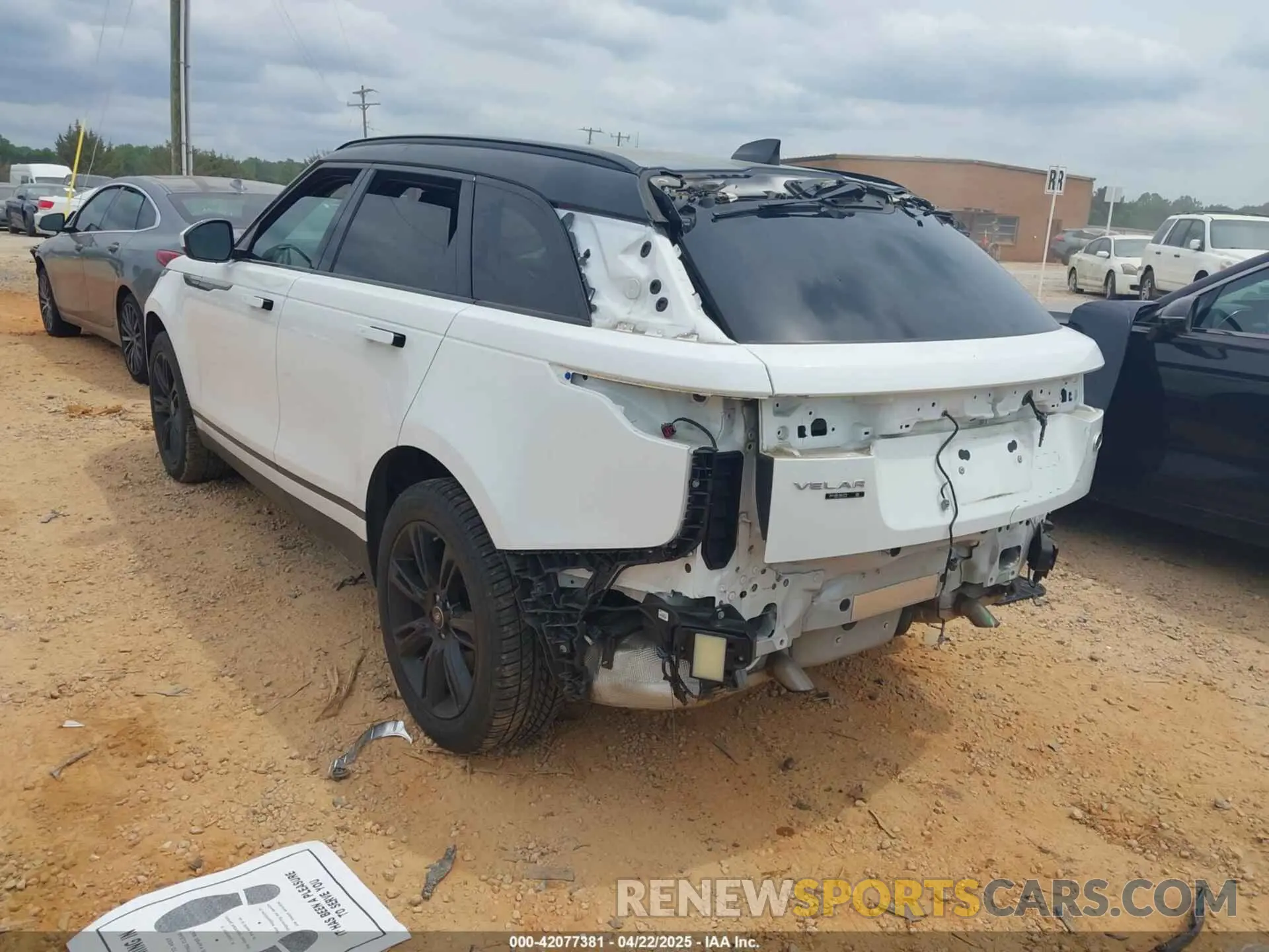 3 Photograph of a damaged car SALYB2EX3LA292863 LAND ROVER RANGE ROVER VELAR 2020