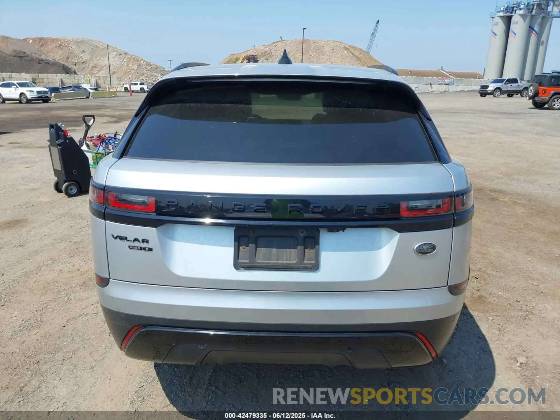 16 Photograph of a damaged car SALYB2EX4LA242330 LAND ROVER RANGE ROVER VELAR 2020